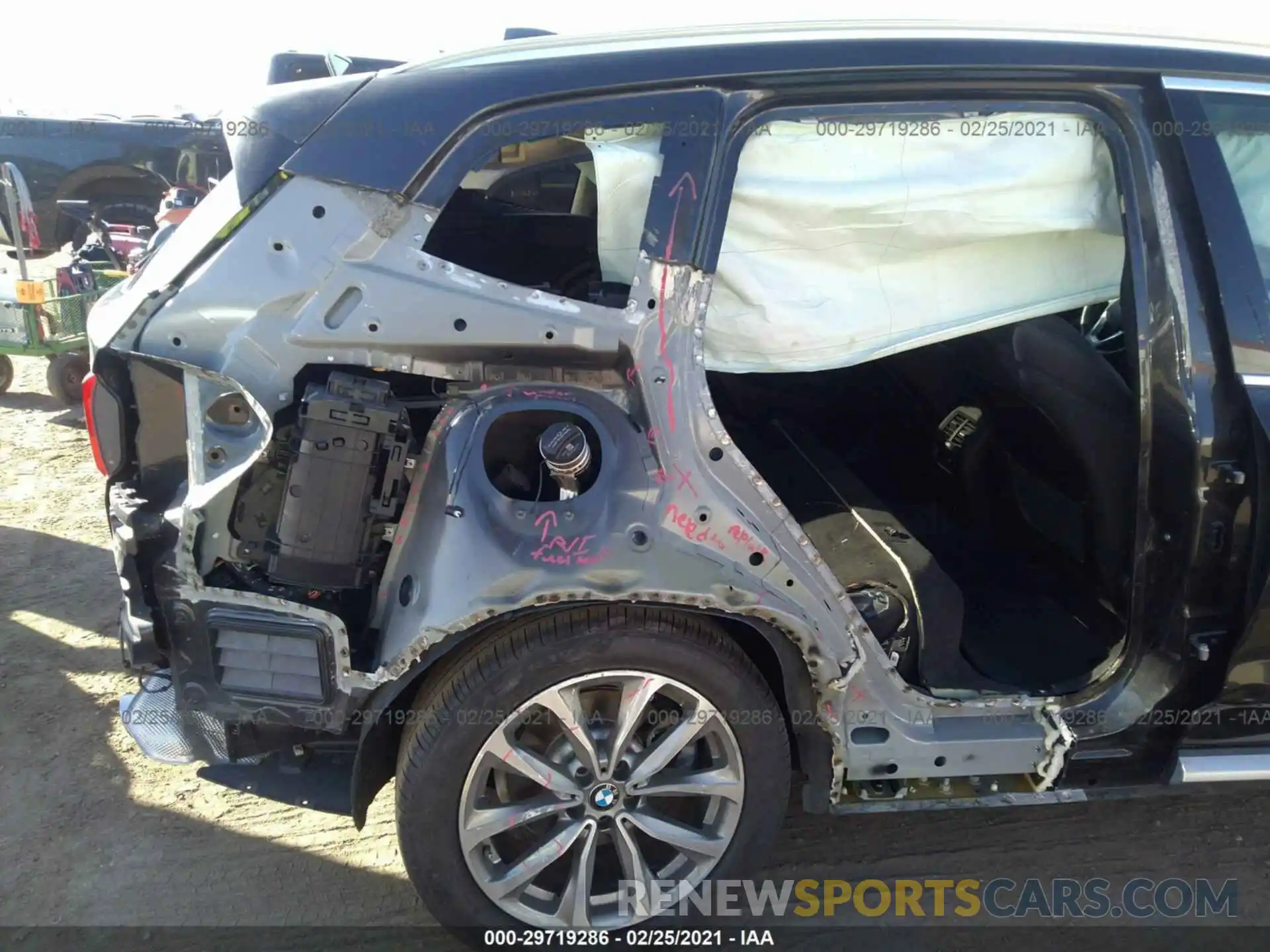 6 Photograph of a damaged car 5UXTR7C57KLA48553 BMW X3 2019