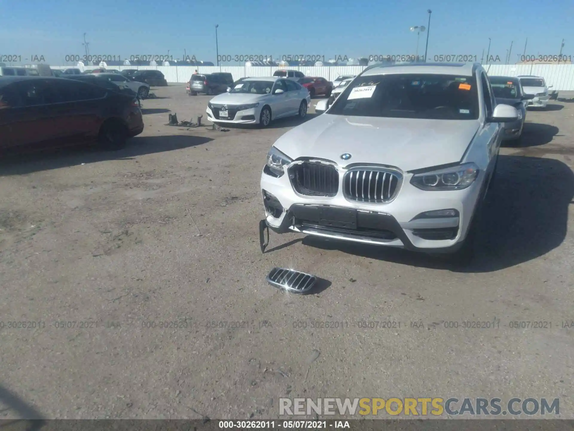 12 Photograph of a damaged car 5UXTR7C57KLE88370 BMW X3 2019
