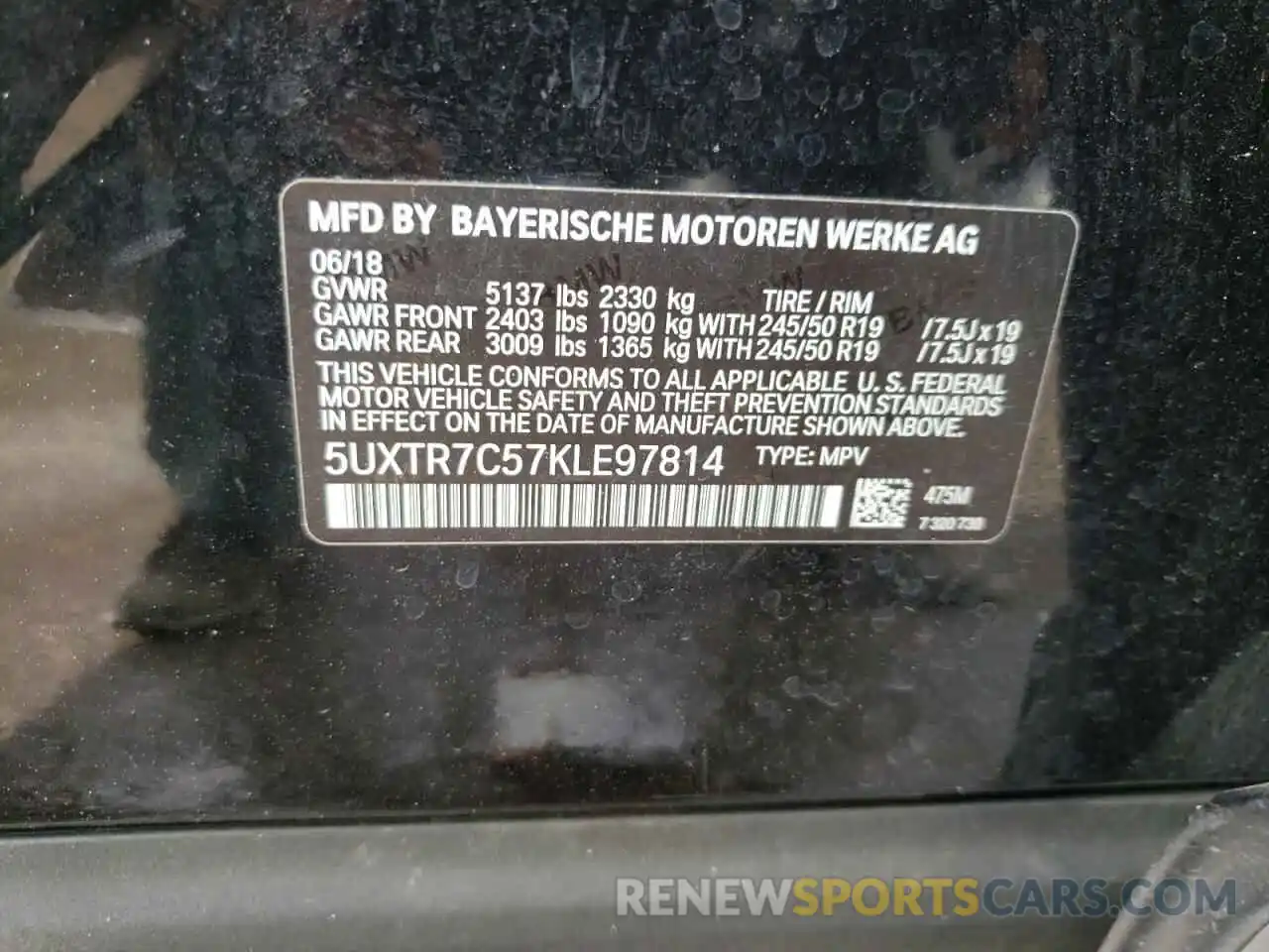 10 Photograph of a damaged car 5UXTR7C57KLE97814 BMW X3 2019