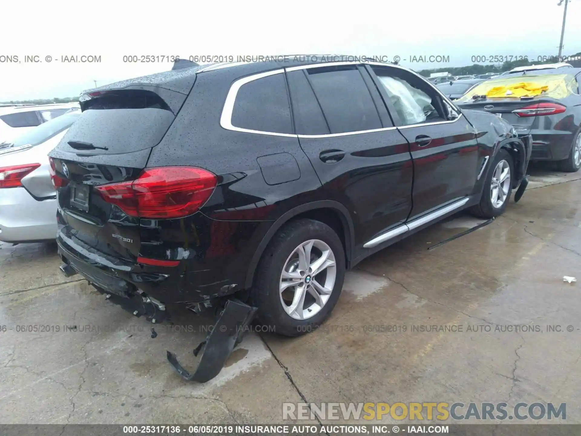 4 Фотография поврежденного автомобиля 5UXTR7C57KLF24624 BMW X3 2019