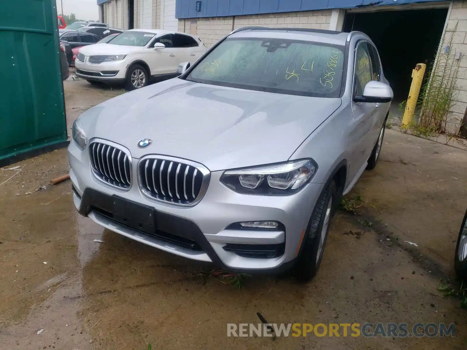 2 Фотография поврежденного автомобиля 5UXTR7C57KLF27006 BMW X3 2019