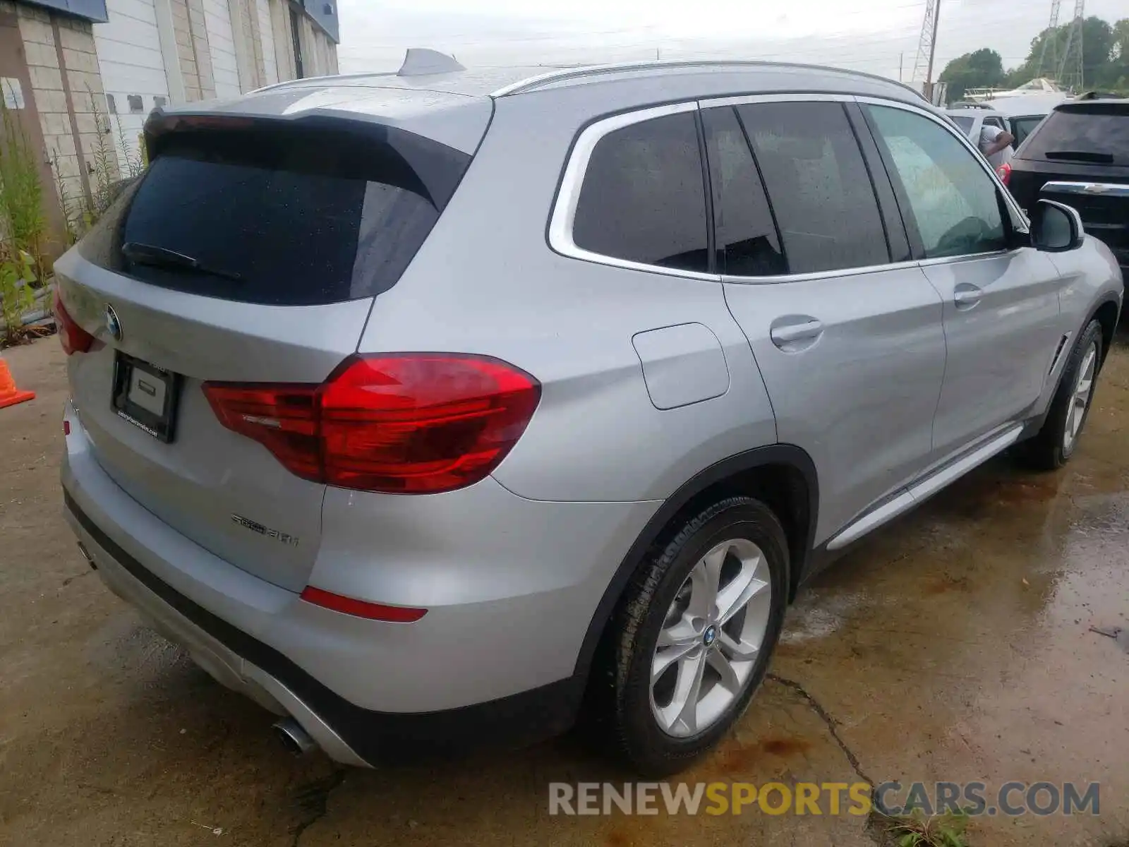 4 Photograph of a damaged car 5UXTR7C57KLF27006 BMW X3 2019