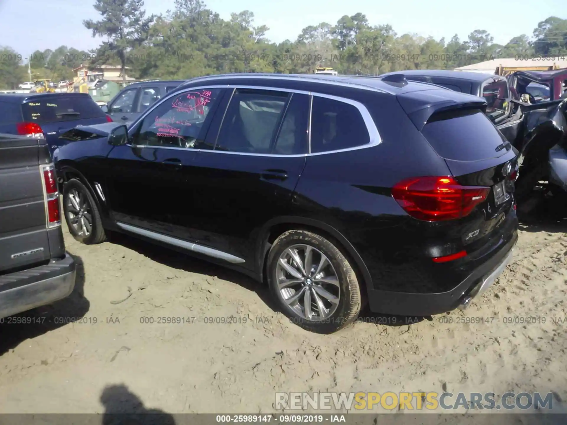 3 Photograph of a damaged car 5UXTR7C57KLF31198 BMW X3 2019