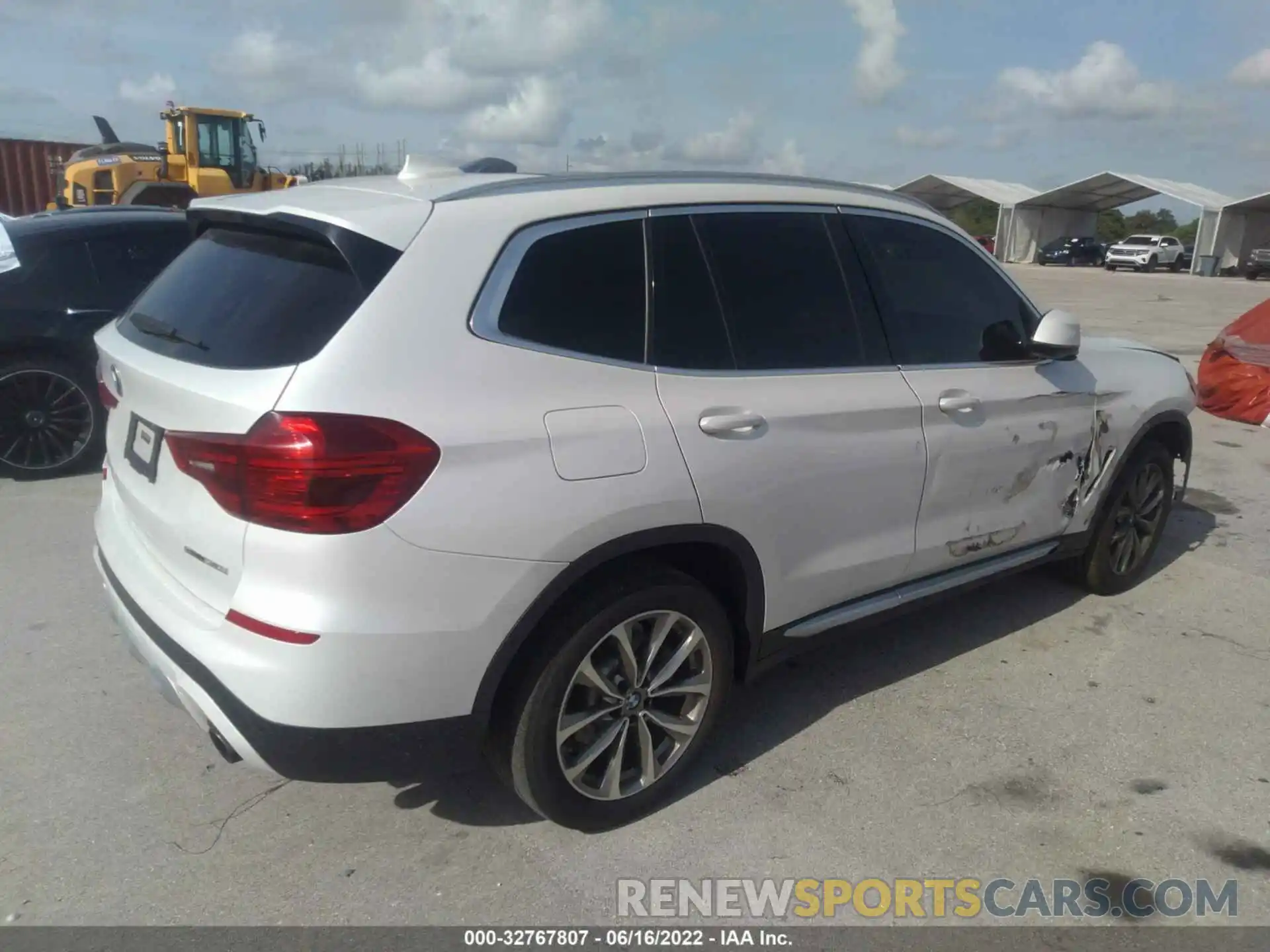 4 Photograph of a damaged car 5UXTR7C57KLF33159 BMW X3 2019