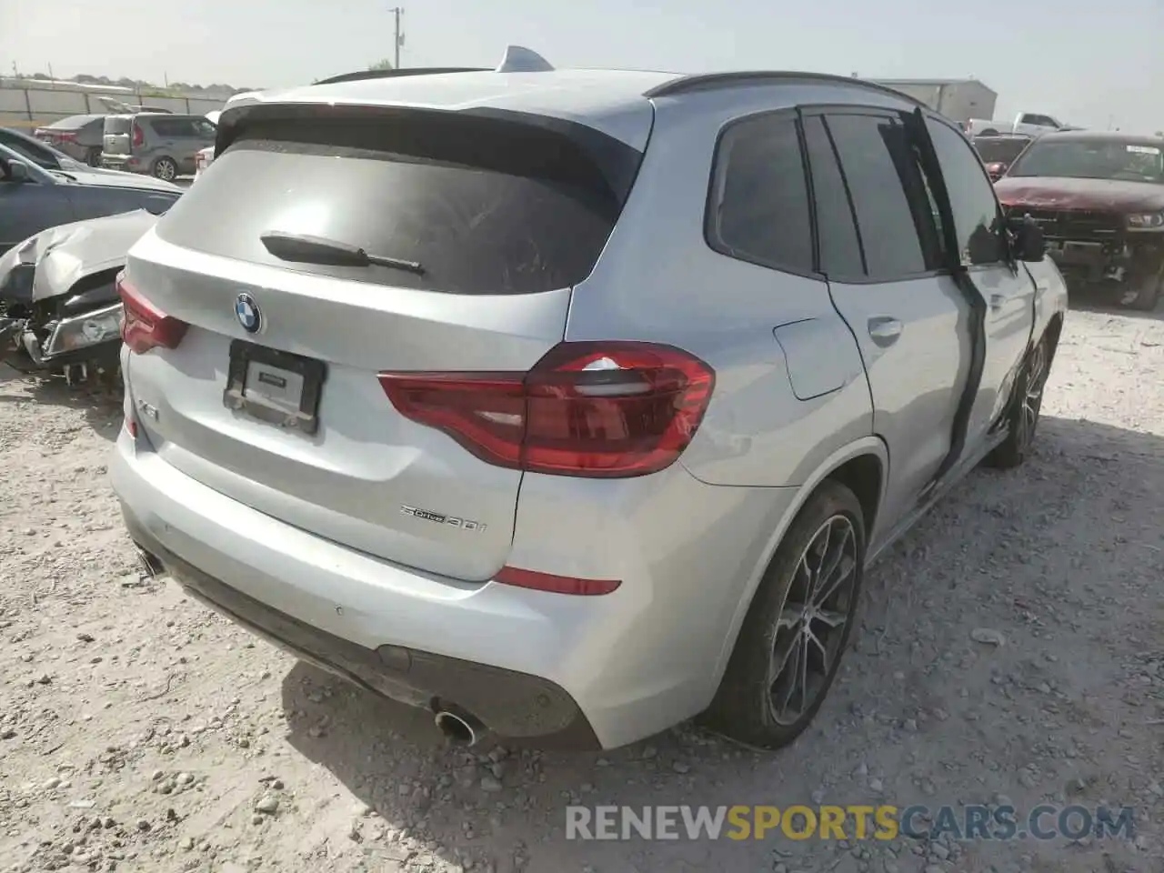 4 Photograph of a damaged car 5UXTR7C57KLF33632 BMW X3 2019