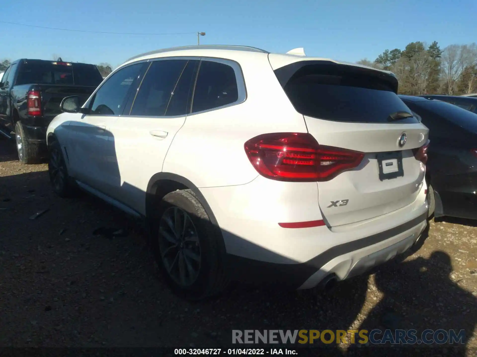 3 Photograph of a damaged car 5UXTR7C57KLR52058 BMW X3 2019