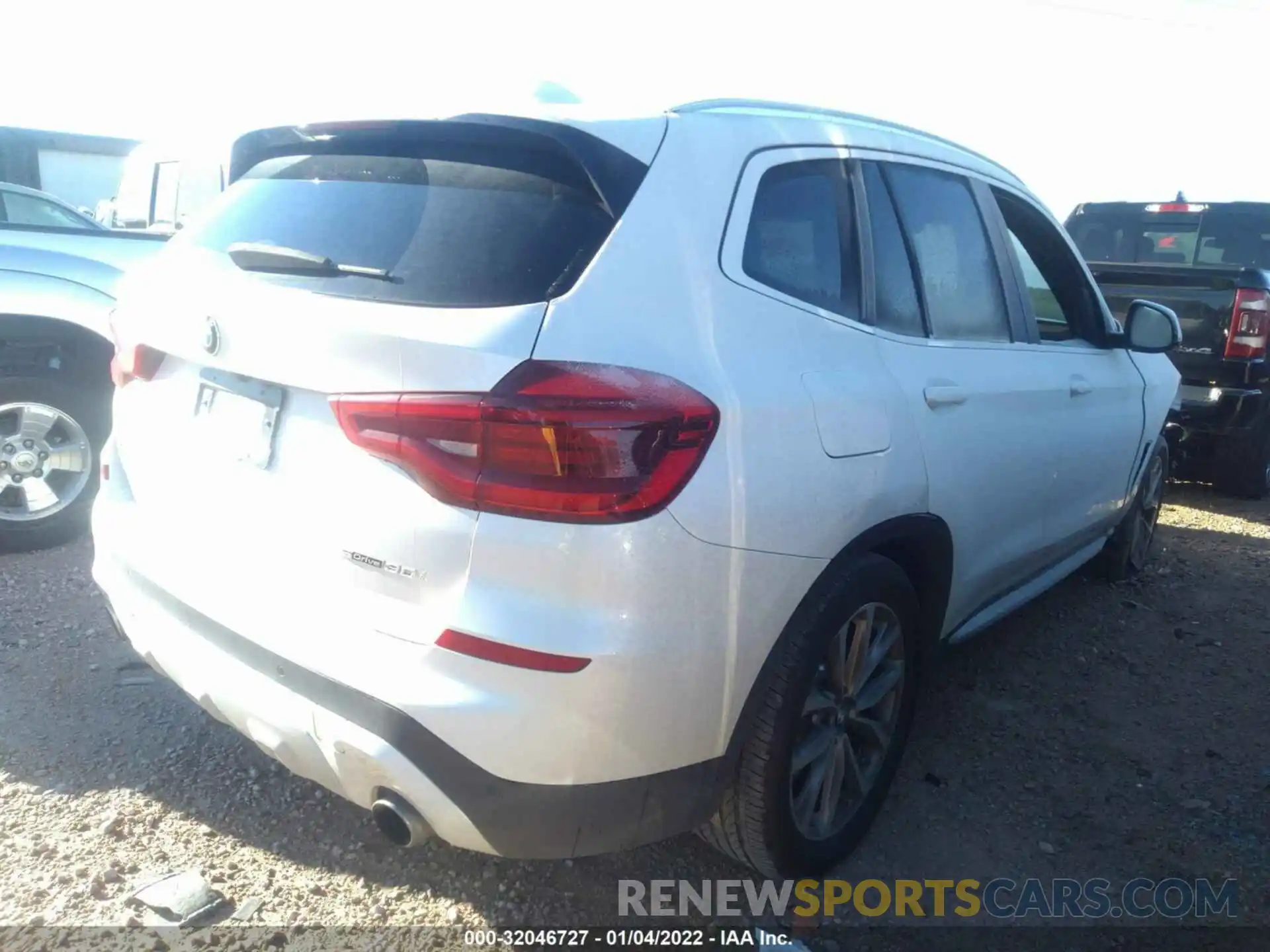 4 Photograph of a damaged car 5UXTR7C57KLR52058 BMW X3 2019