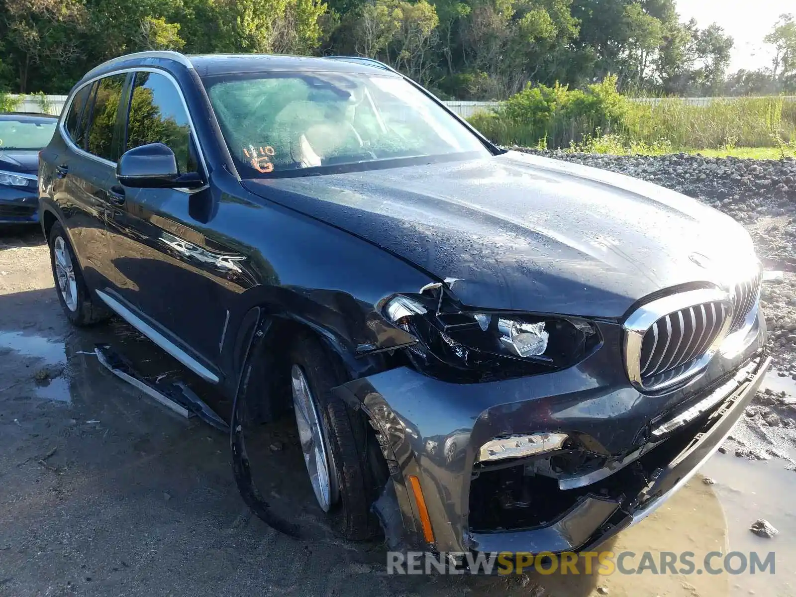 1 Photograph of a damaged car 5UXTR7C58KLE93450 BMW X3 2019