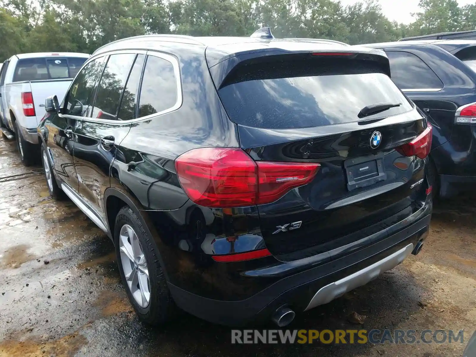 3 Photograph of a damaged car 5UXTR7C58KLF24387 BMW X3 2019