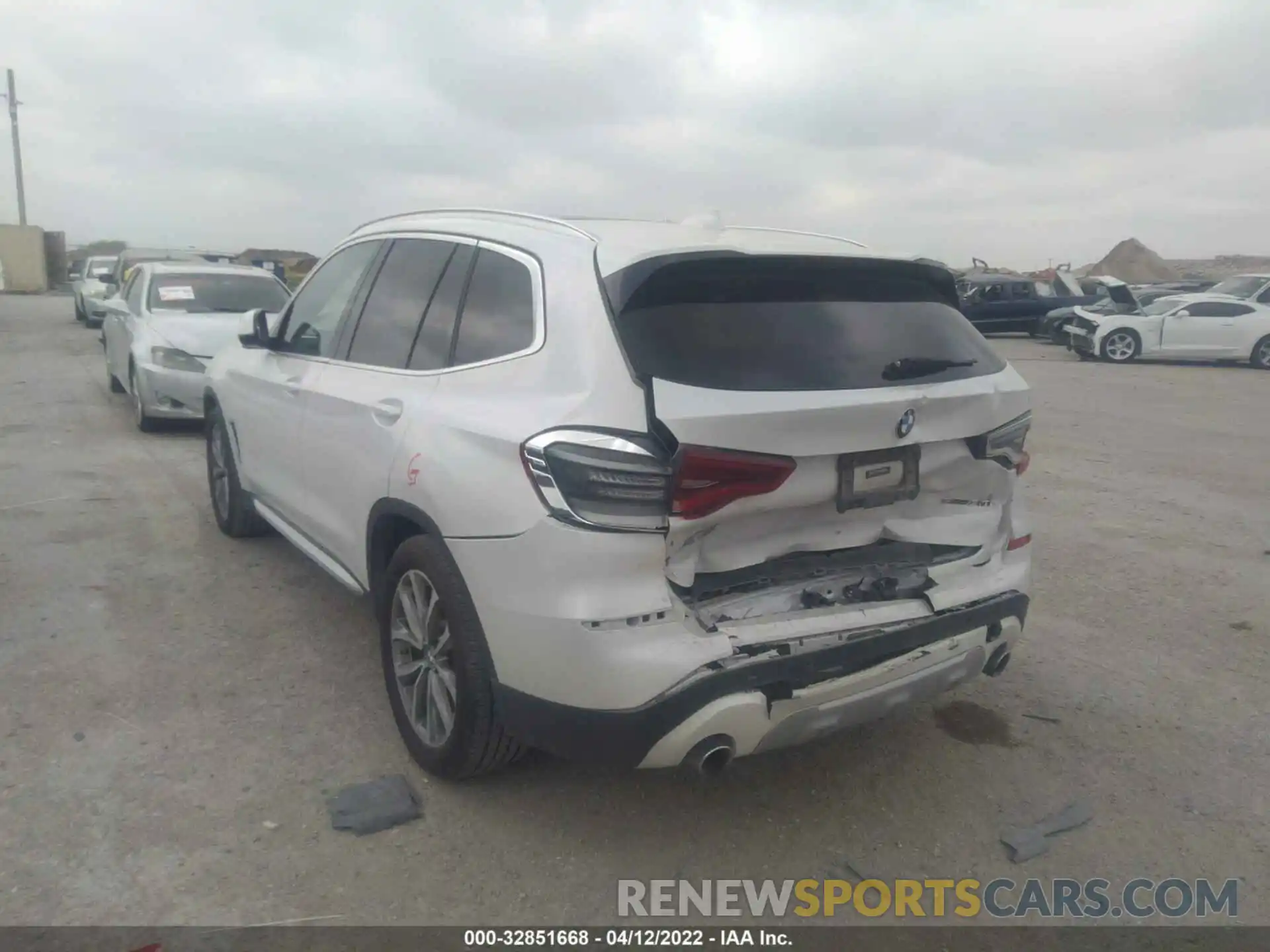 3 Фотография поврежденного автомобиля 5UXTR7C58KLF26768 BMW X3 2019