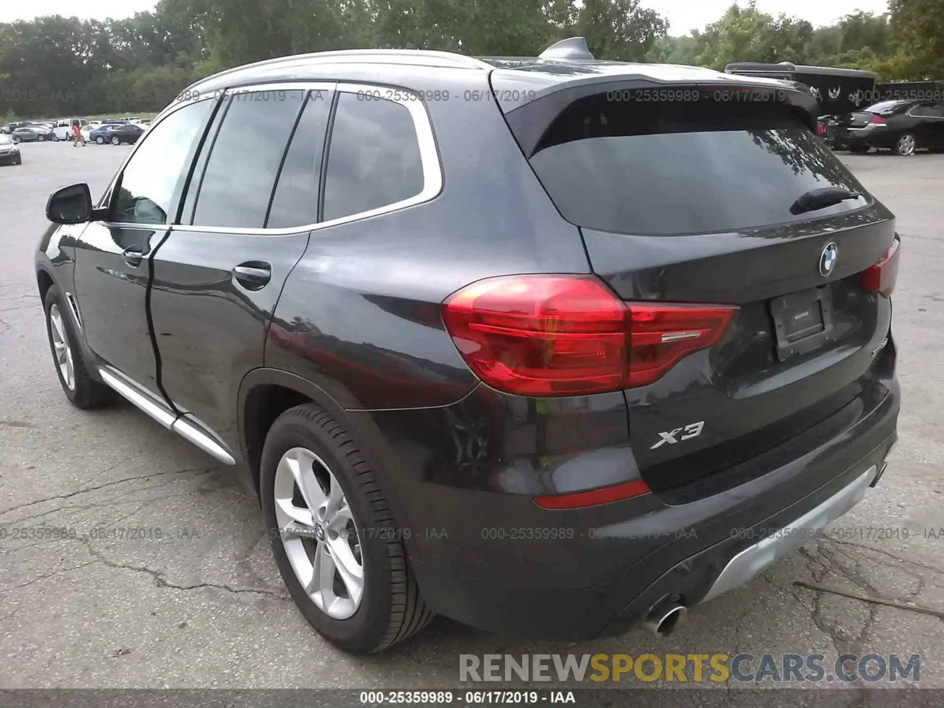 3 Photograph of a damaged car 5UXTR7C58KLF28424 BMW X3 2019