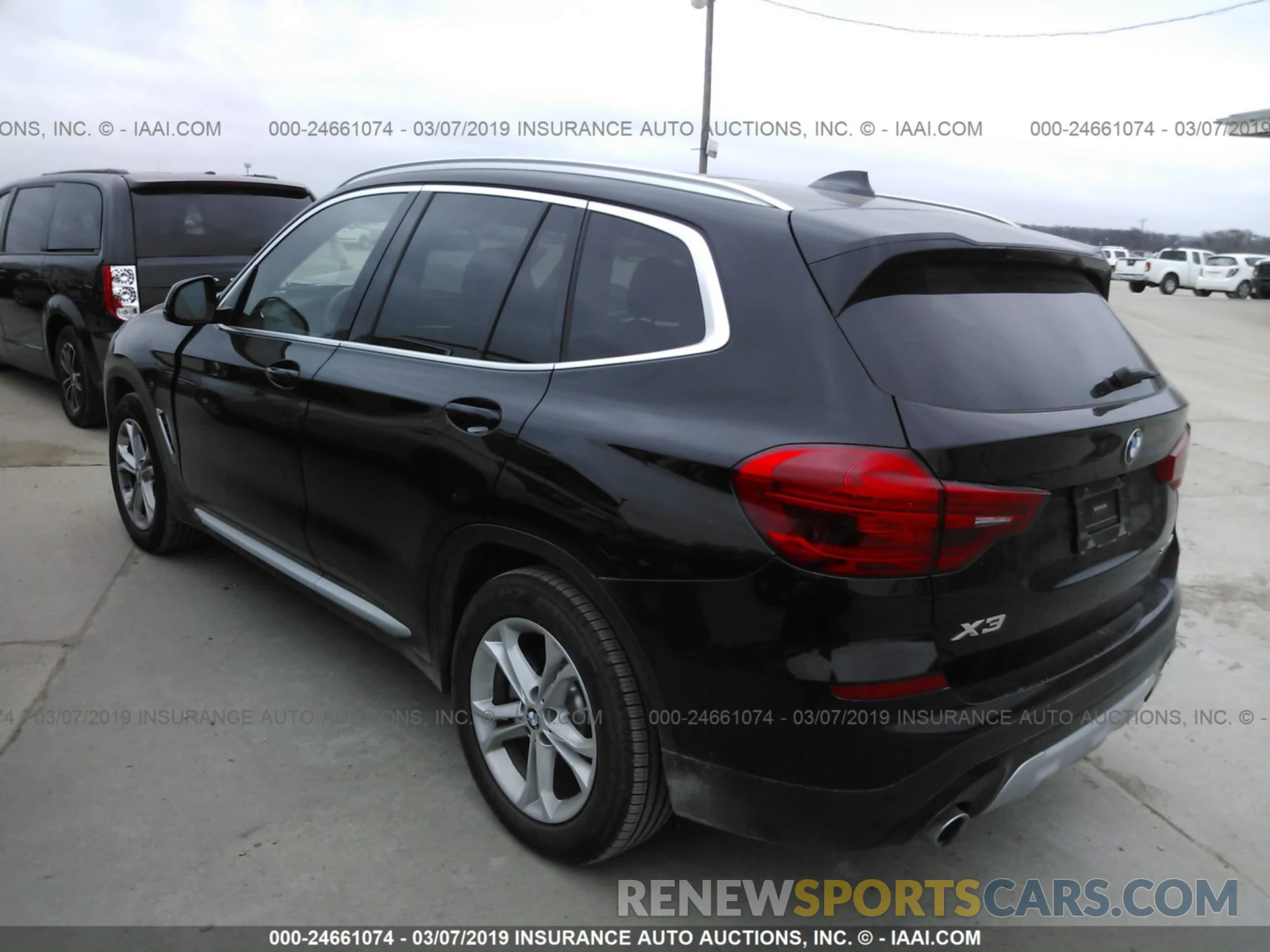 3 Photograph of a damaged car 5UXTR7C58KLF28701 BMW X3 2019