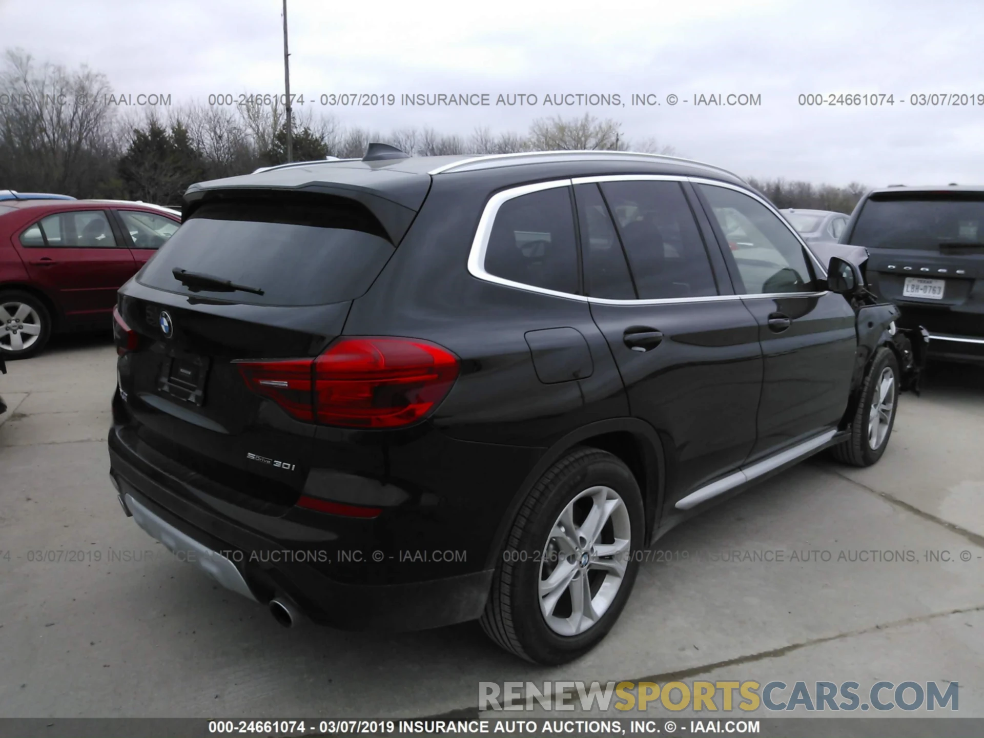 4 Photograph of a damaged car 5UXTR7C58KLF28701 BMW X3 2019