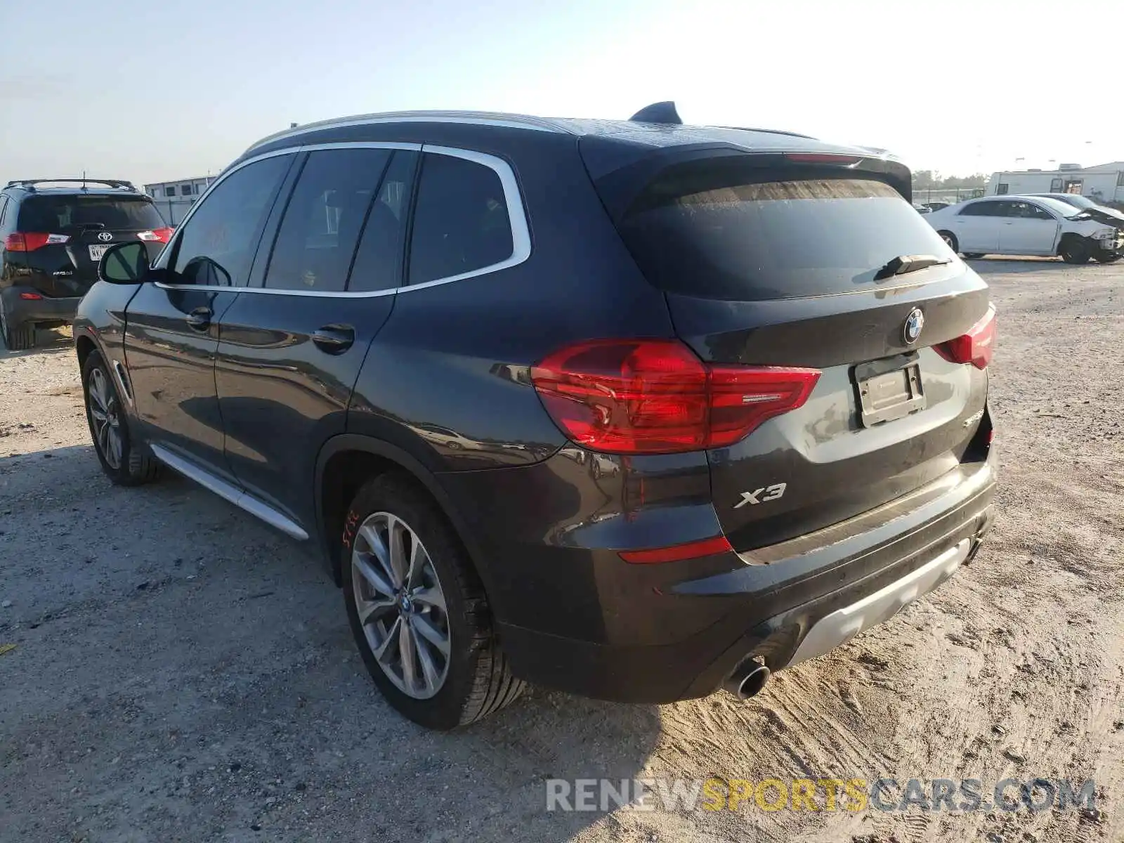 3 Photograph of a damaged car 5UXTR7C58KLF29248 BMW X3 2019