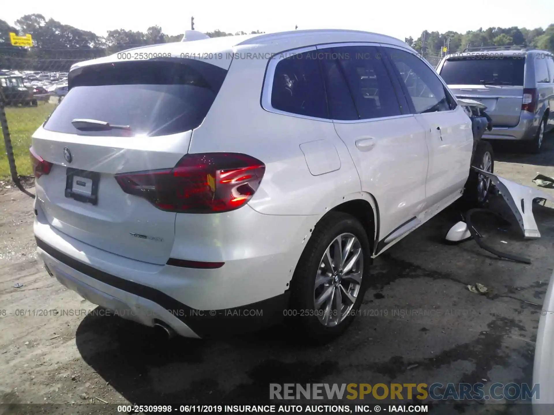 4 Photograph of a damaged car 5UXTR7C58KLF29900 BMW X3 2019