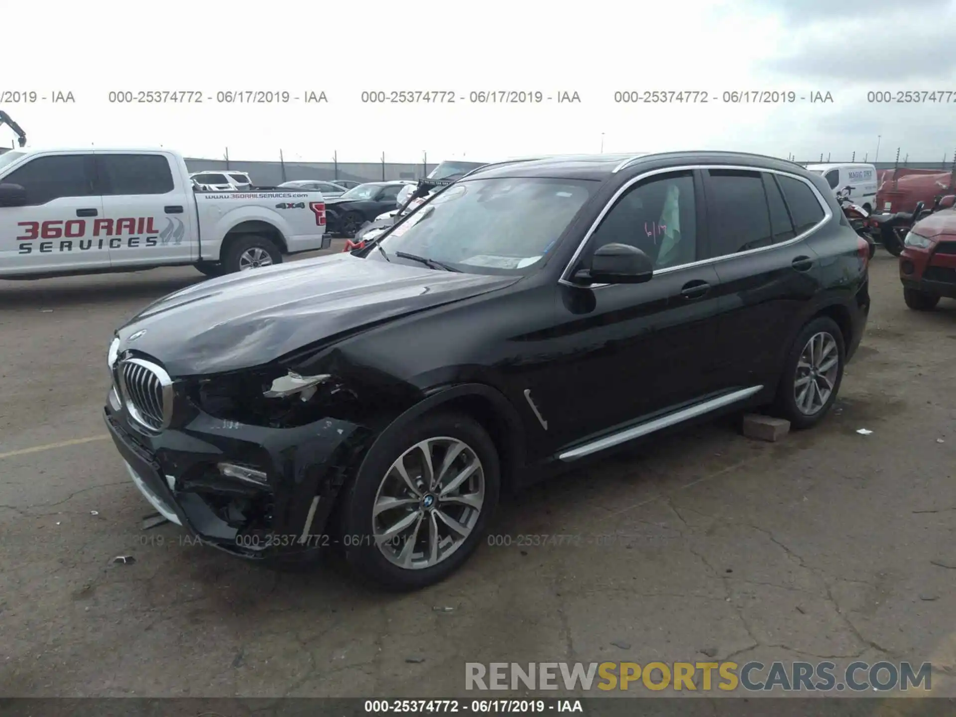2 Фотография поврежденного автомобиля 5UXTR7C58KLF31694 BMW X3 2019