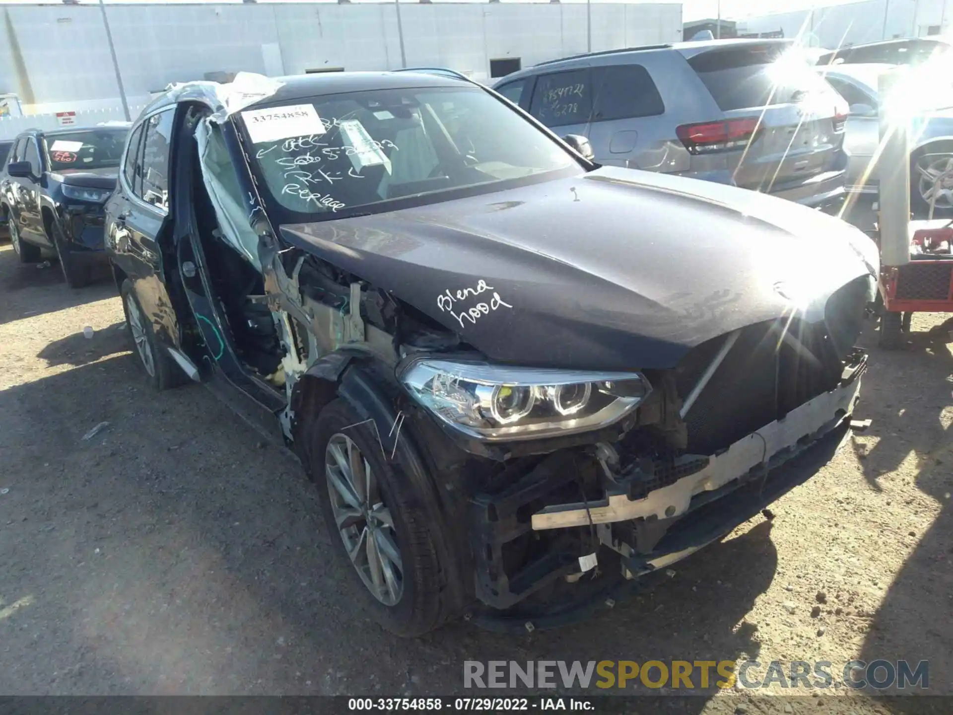 1 Photograph of a damaged car 5UXTR7C58KLF35308 BMW X3 2019