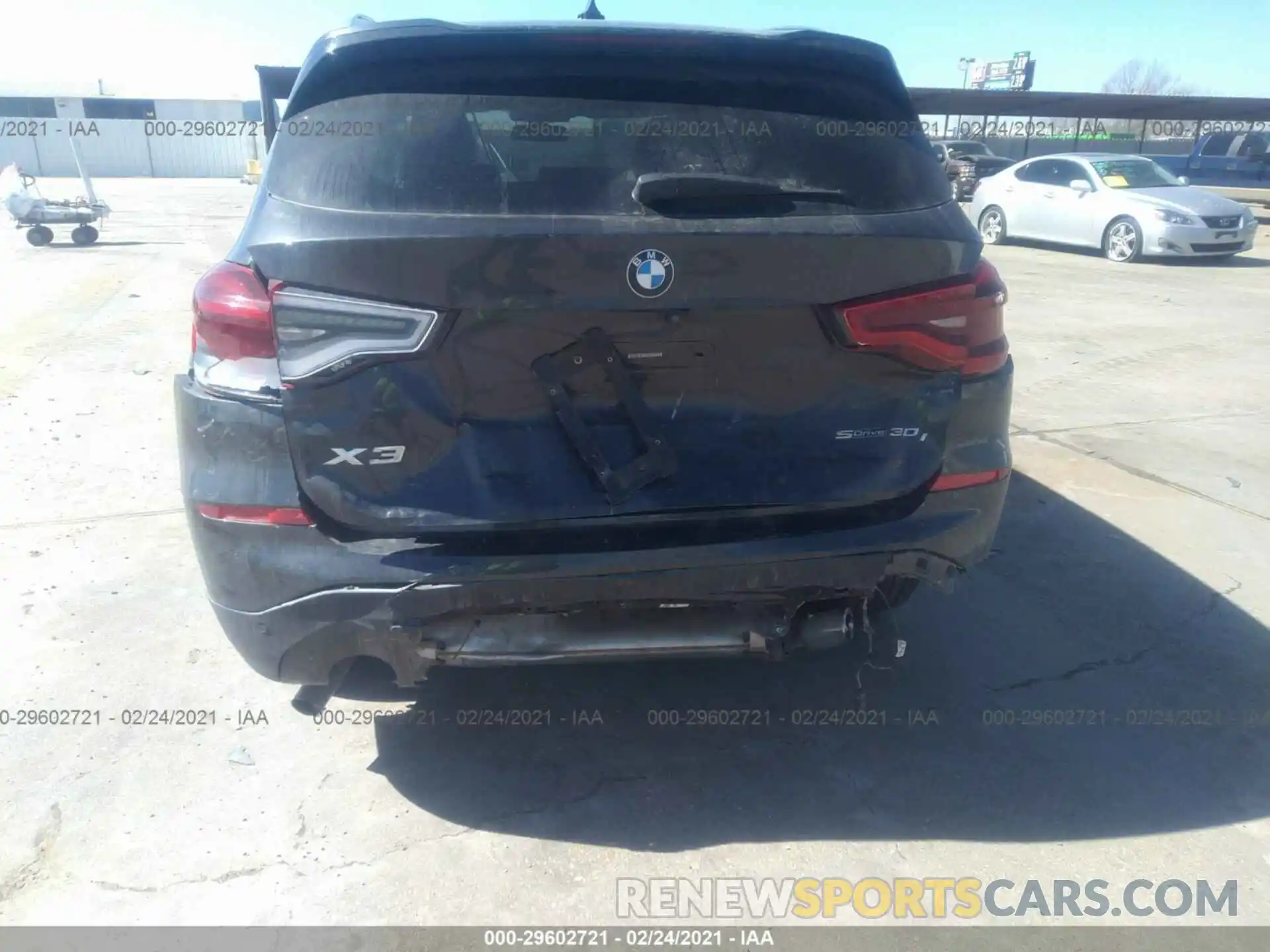 6 Photograph of a damaged car 5UXTR7C58KLF36216 BMW X3 2019