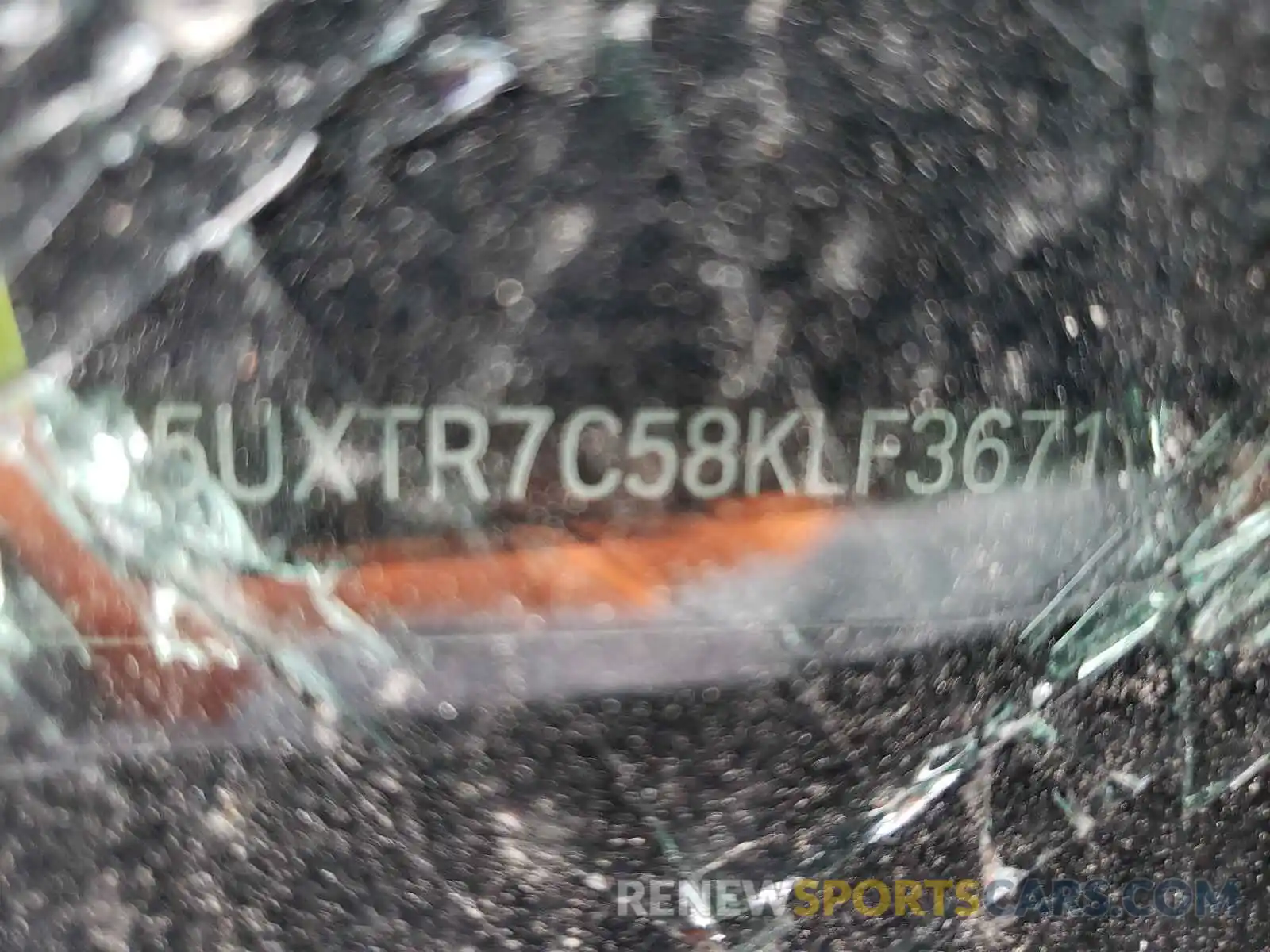 10 Photograph of a damaged car 5UXTR7C58KLF36717 BMW X3 2019