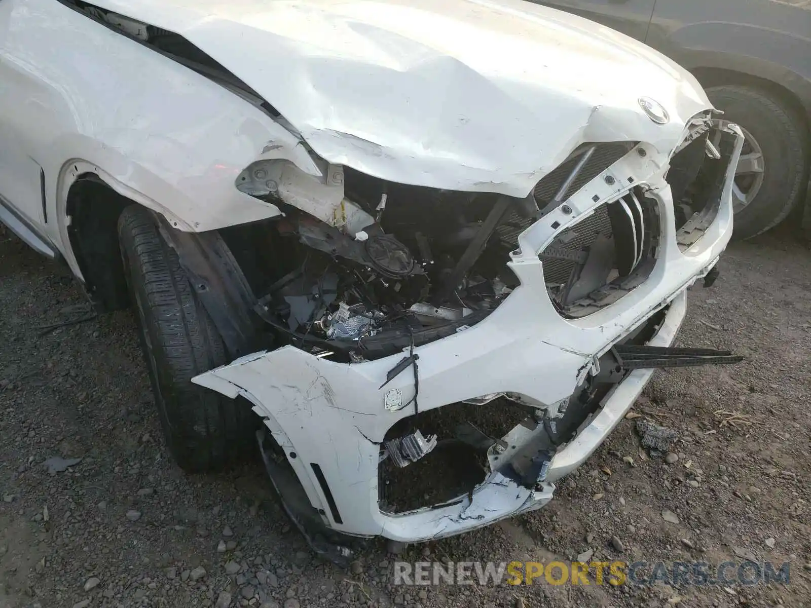 9 Photograph of a damaged car 5UXTR7C58KLF37110 BMW X3 2019
