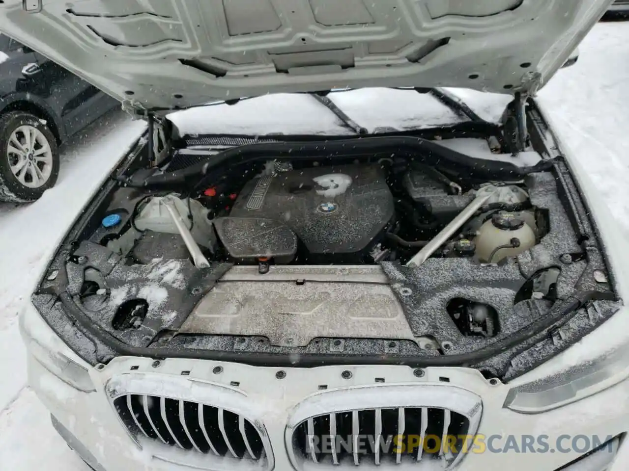 7 Photograph of a damaged car 5UXTR7C58KLR43899 BMW X3 2019