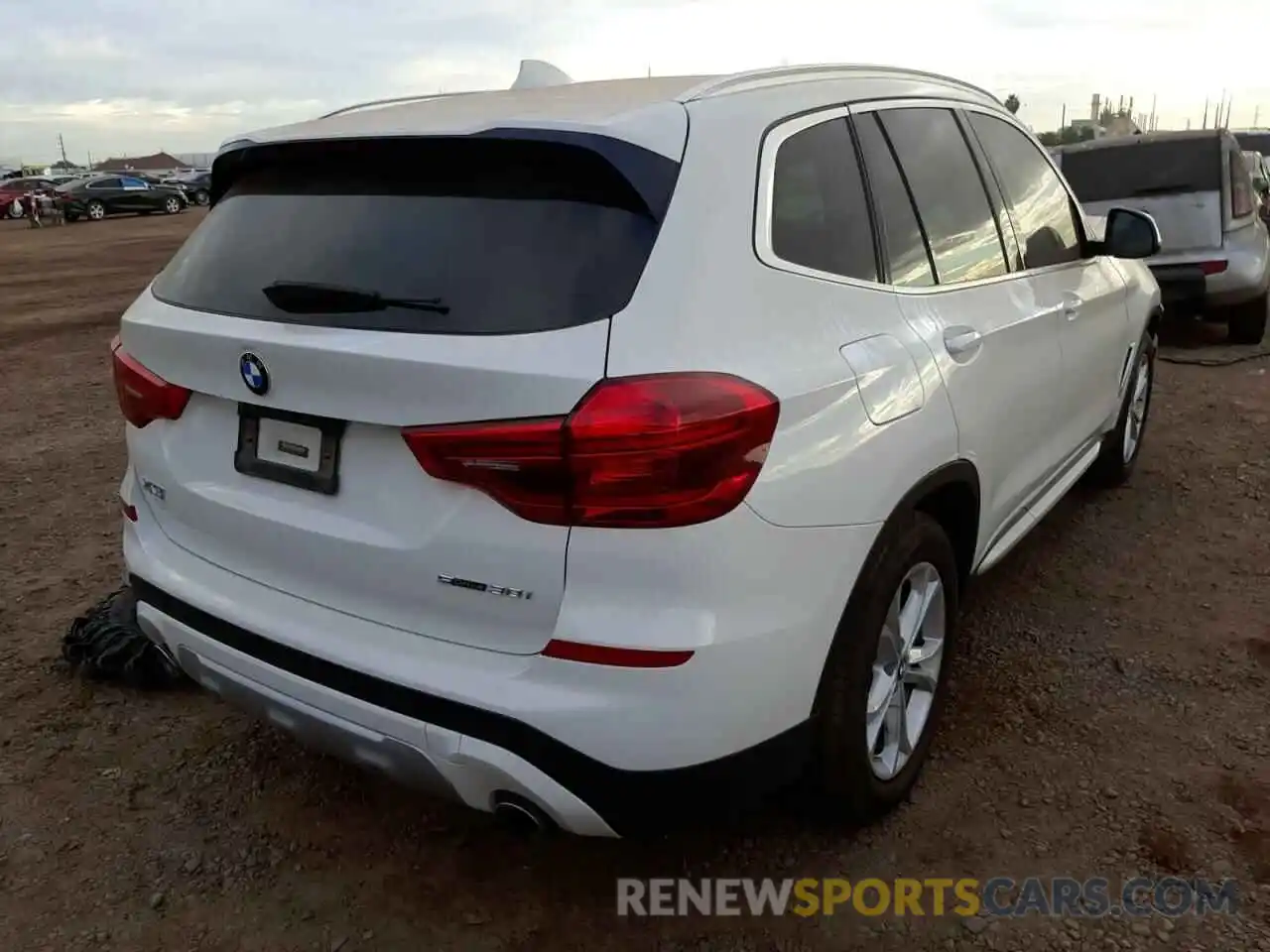 4 Фотография поврежденного автомобиля 5UXTR7C58KLR53607 BMW X3 2019