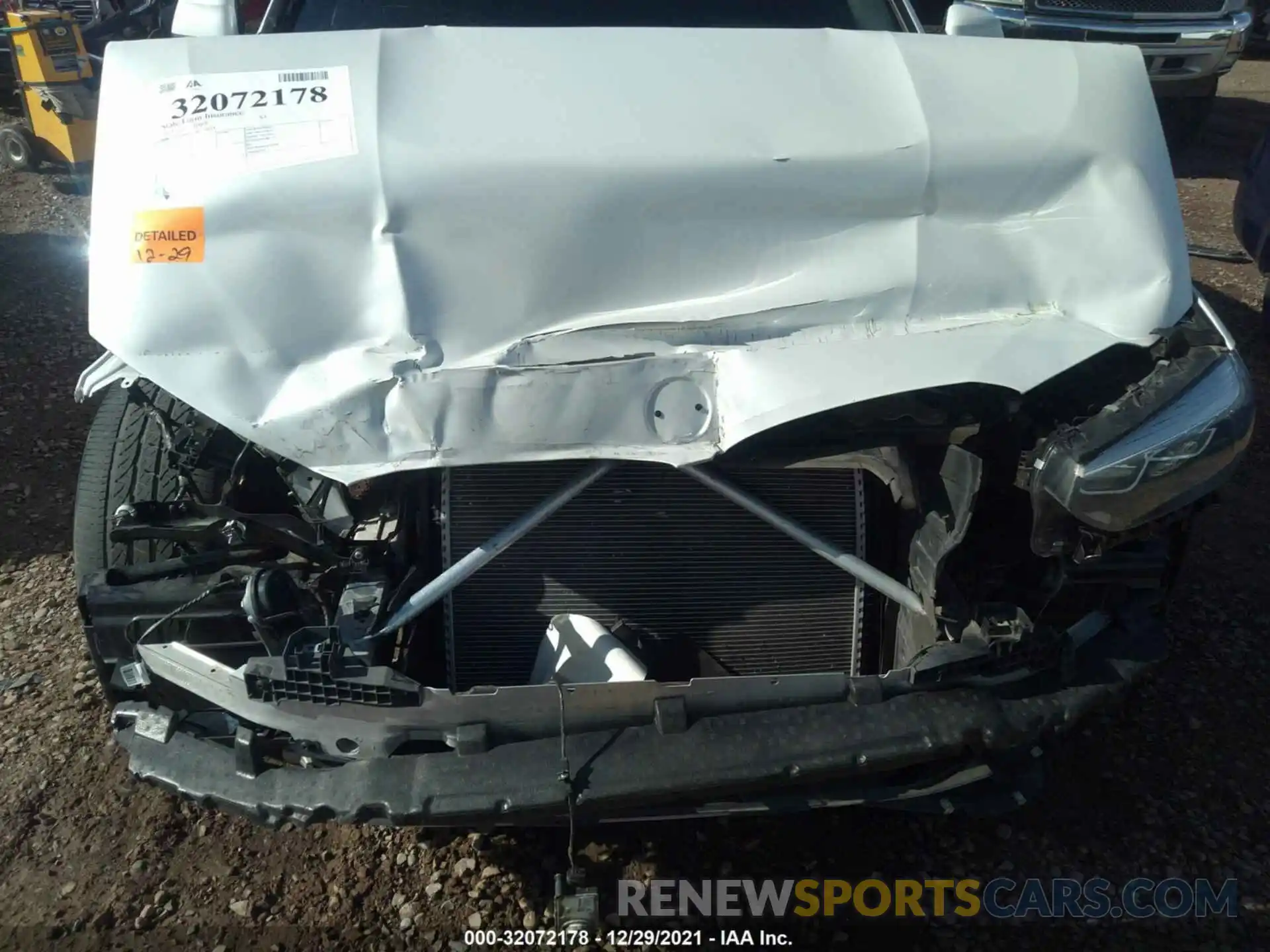 6 Photograph of a damaged car 5UXTR7C59KLE88418 BMW X3 2019