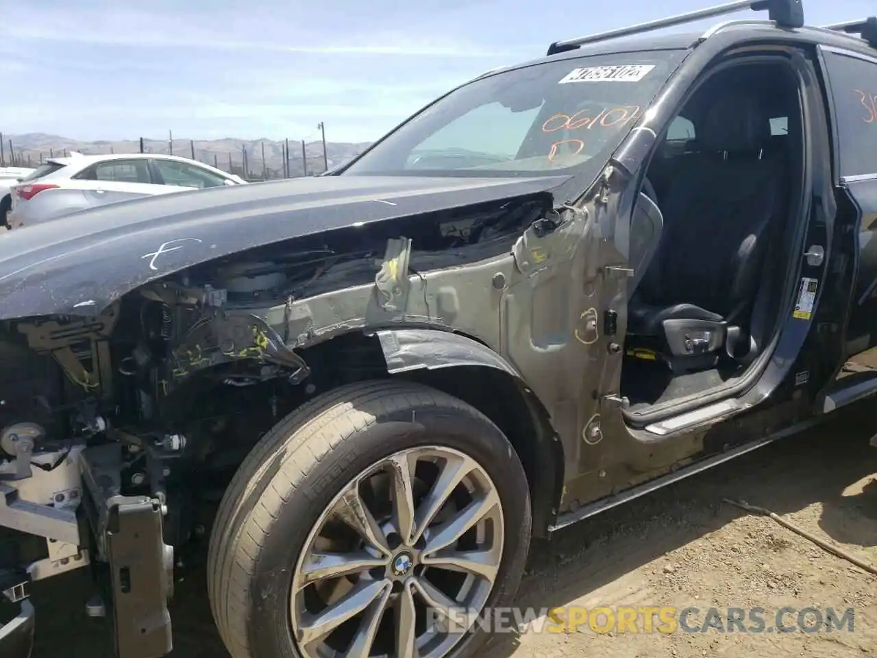 9 Photograph of a damaged car 5UXTR7C59KLF26620 BMW X3 2019