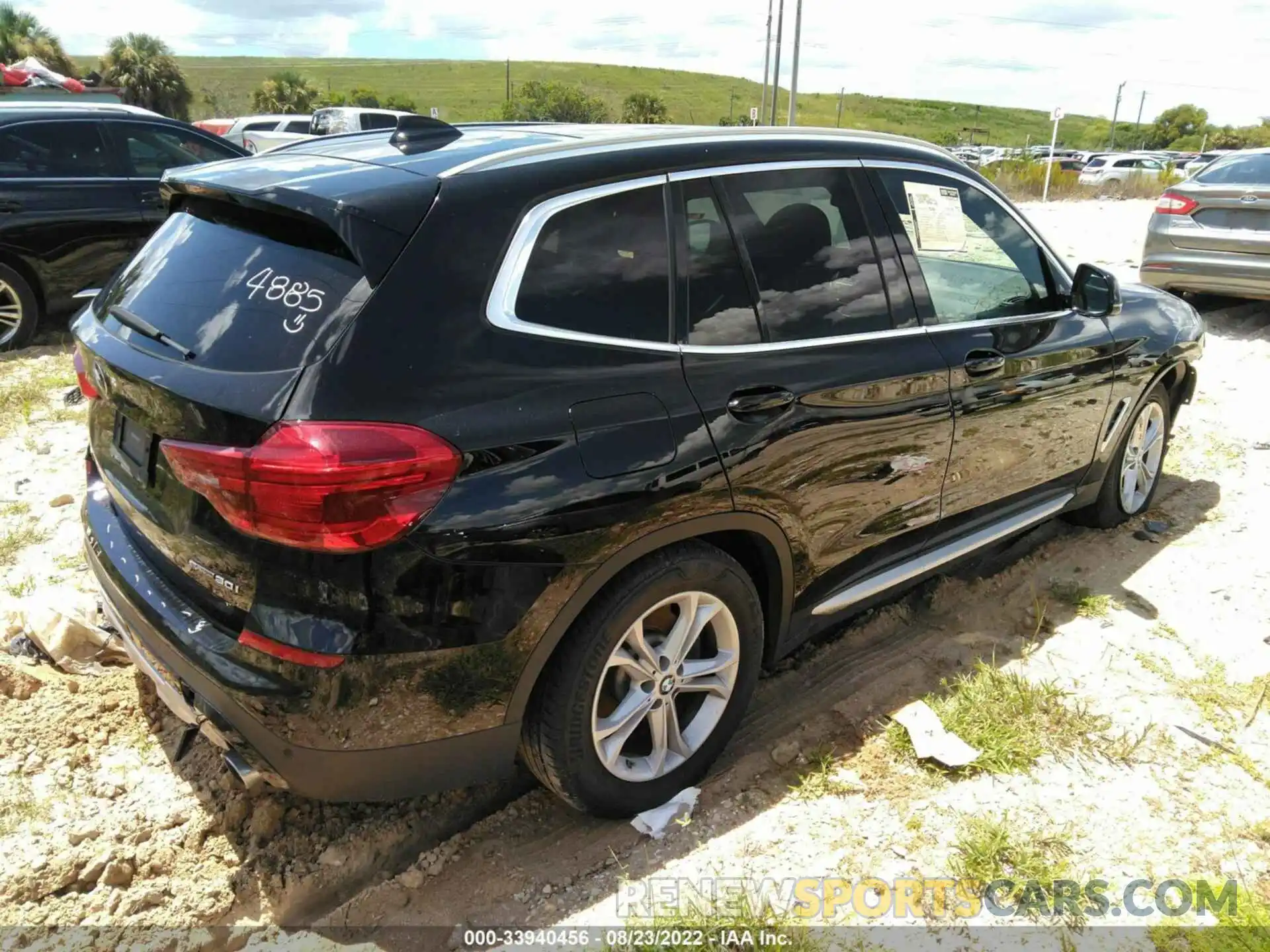 4 Фотография поврежденного автомобиля 5UXTR7C59KLF26813 BMW X3 2019