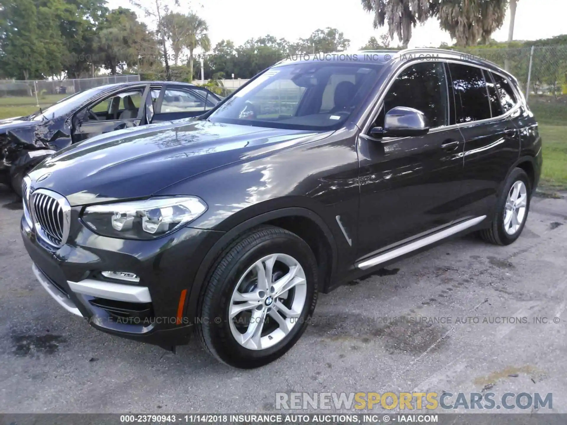 2 Photograph of a damaged car 5UXTR7C59KLF26973 Bmw X3 2019