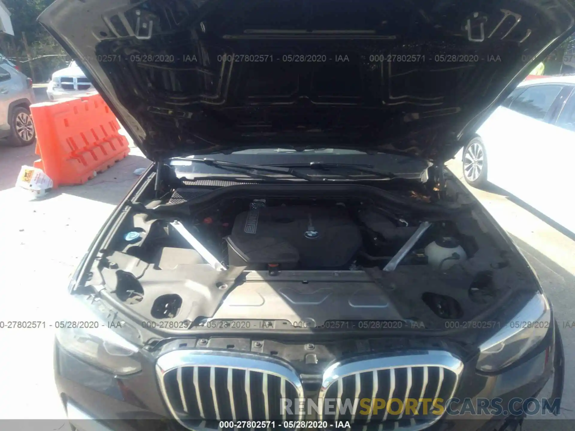 10 Photograph of a damaged car 5UXTR7C59KLF28707 BMW X3 2019