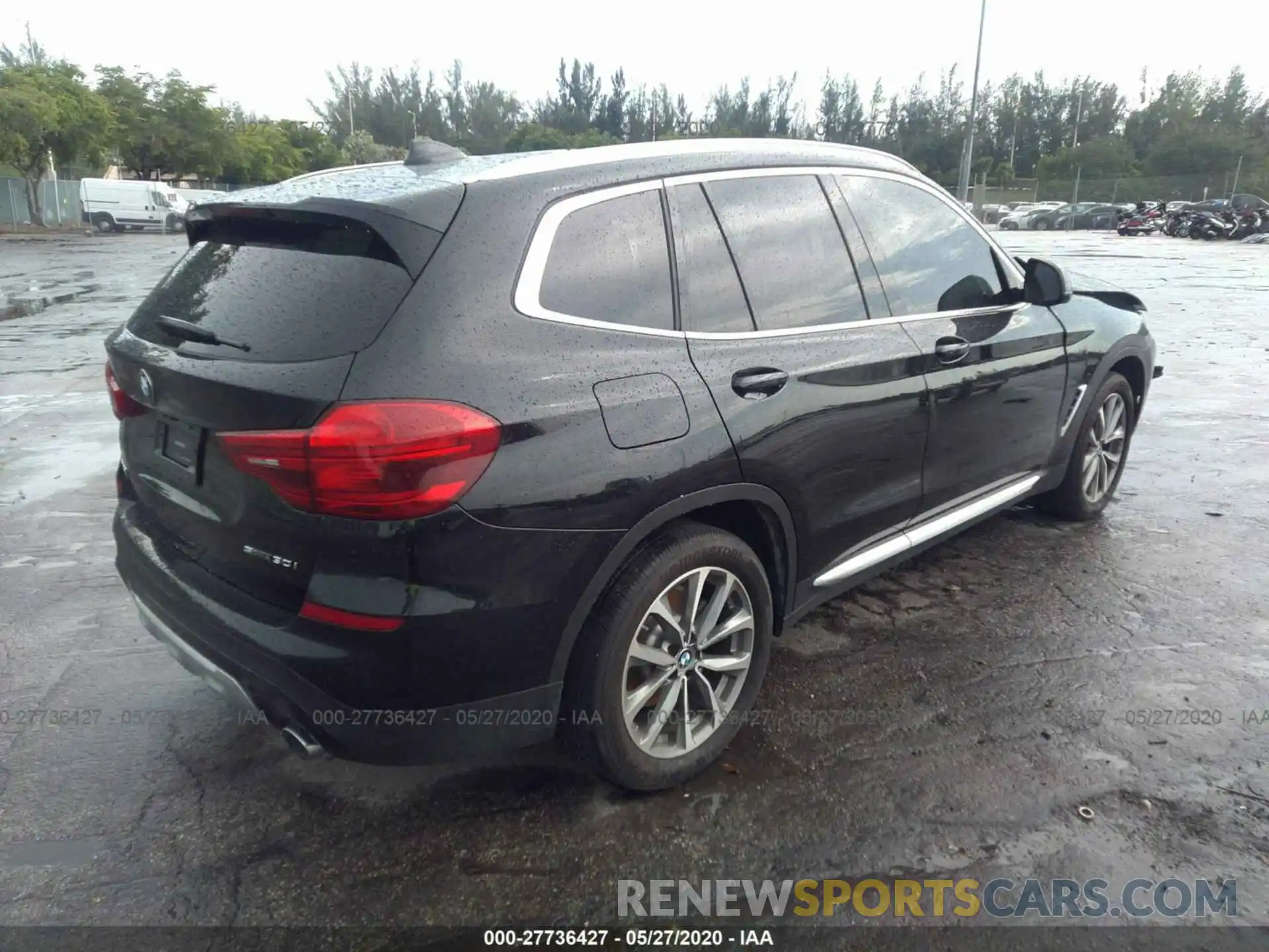 4 Photograph of a damaged car 5UXTR7C59KLF28982 BMW X3 2019