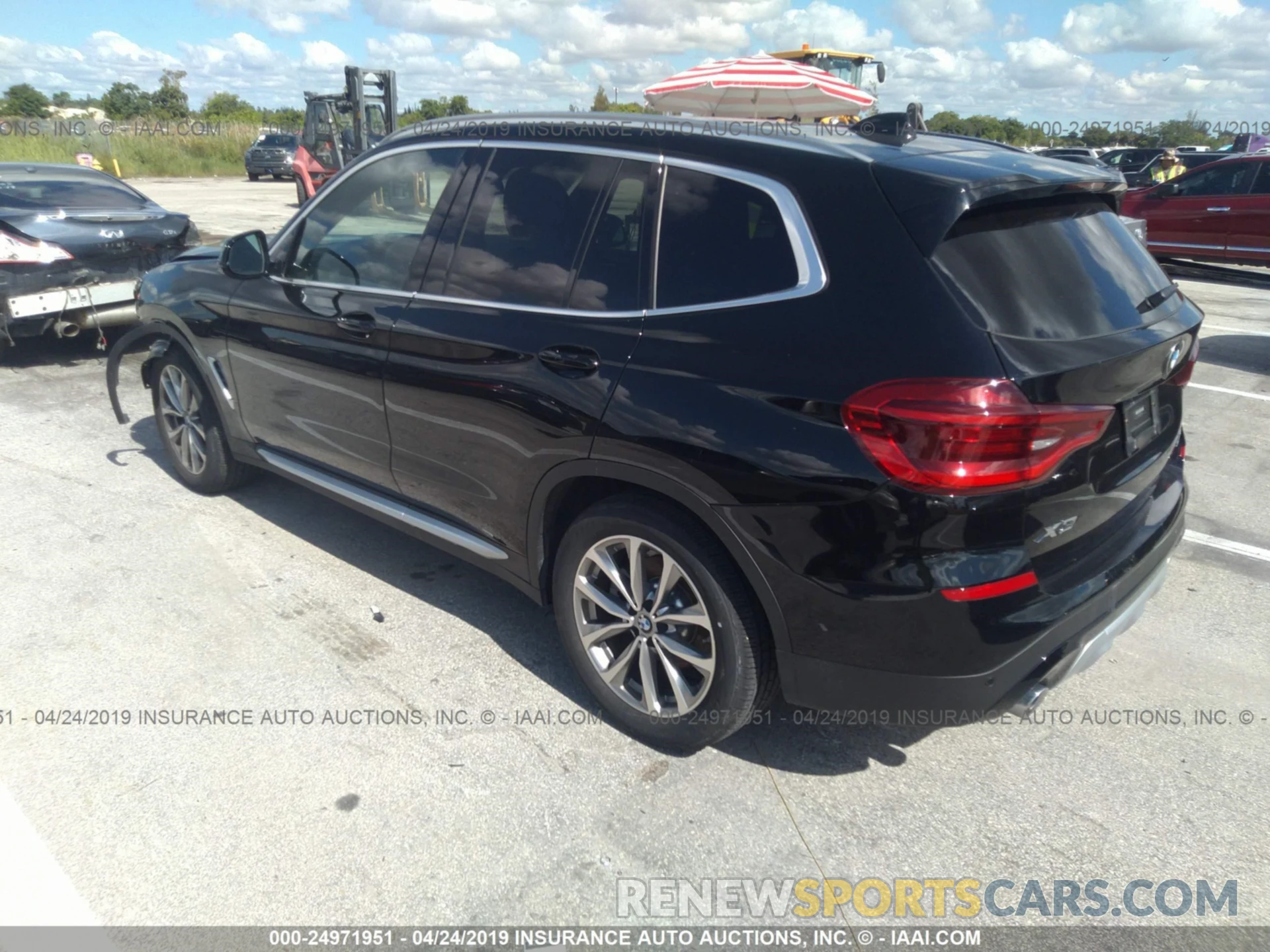 3 Photograph of a damaged car 5UXTR7C59KLF33129 BMW X3 2019