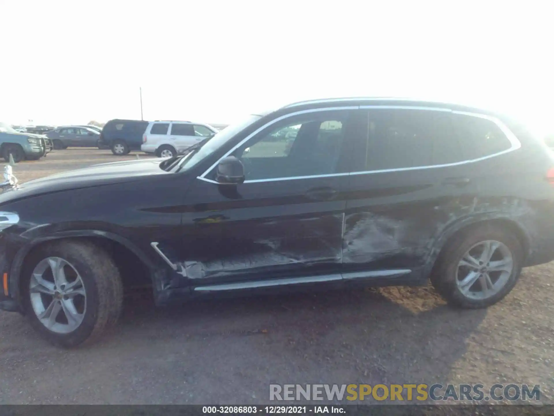 6 Photograph of a damaged car 5UXTR7C59KLR39909 BMW X3 2019