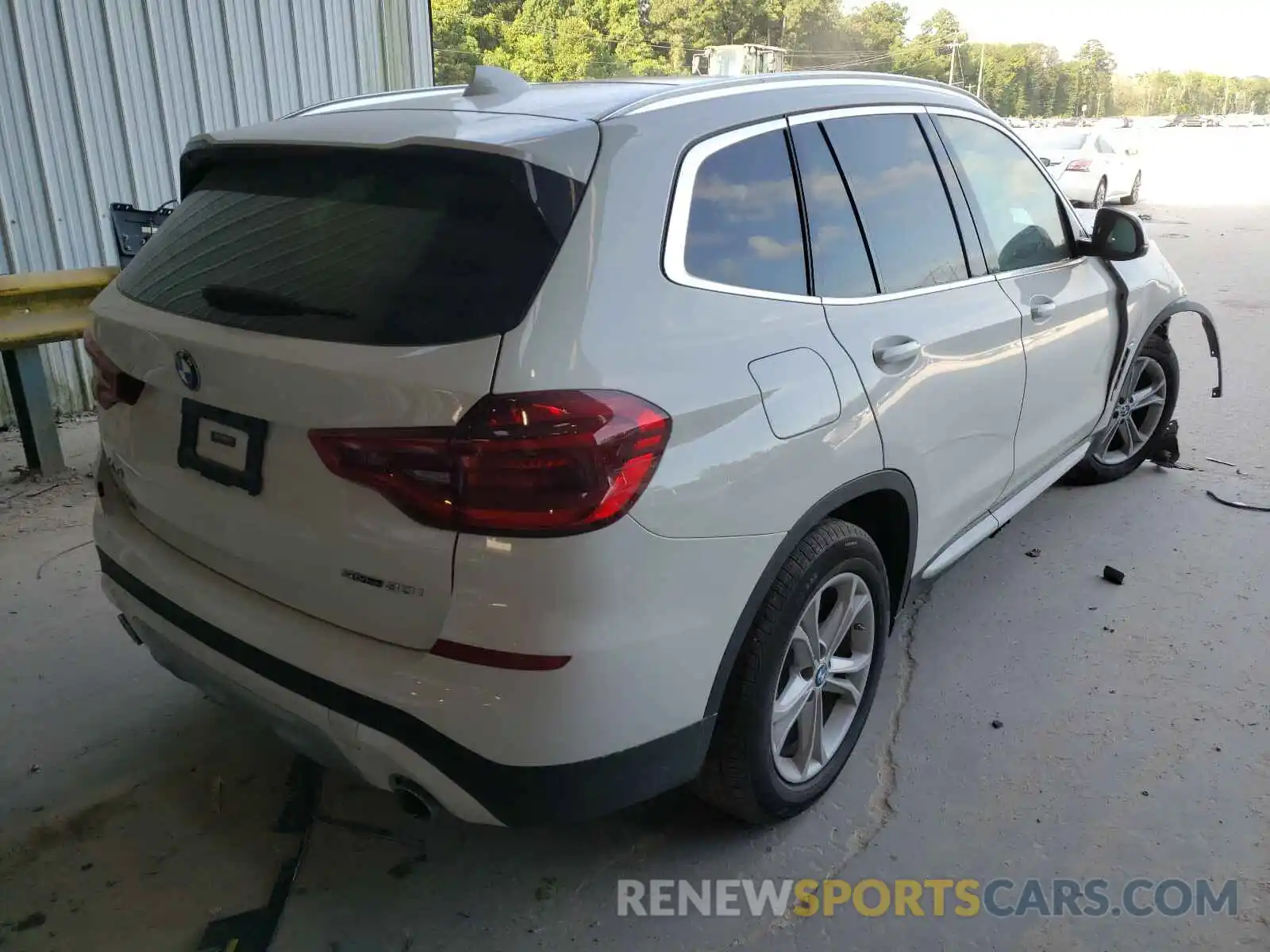 4 Фотография поврежденного автомобиля 5UXTR7C59KLR43930 BMW X3 2019