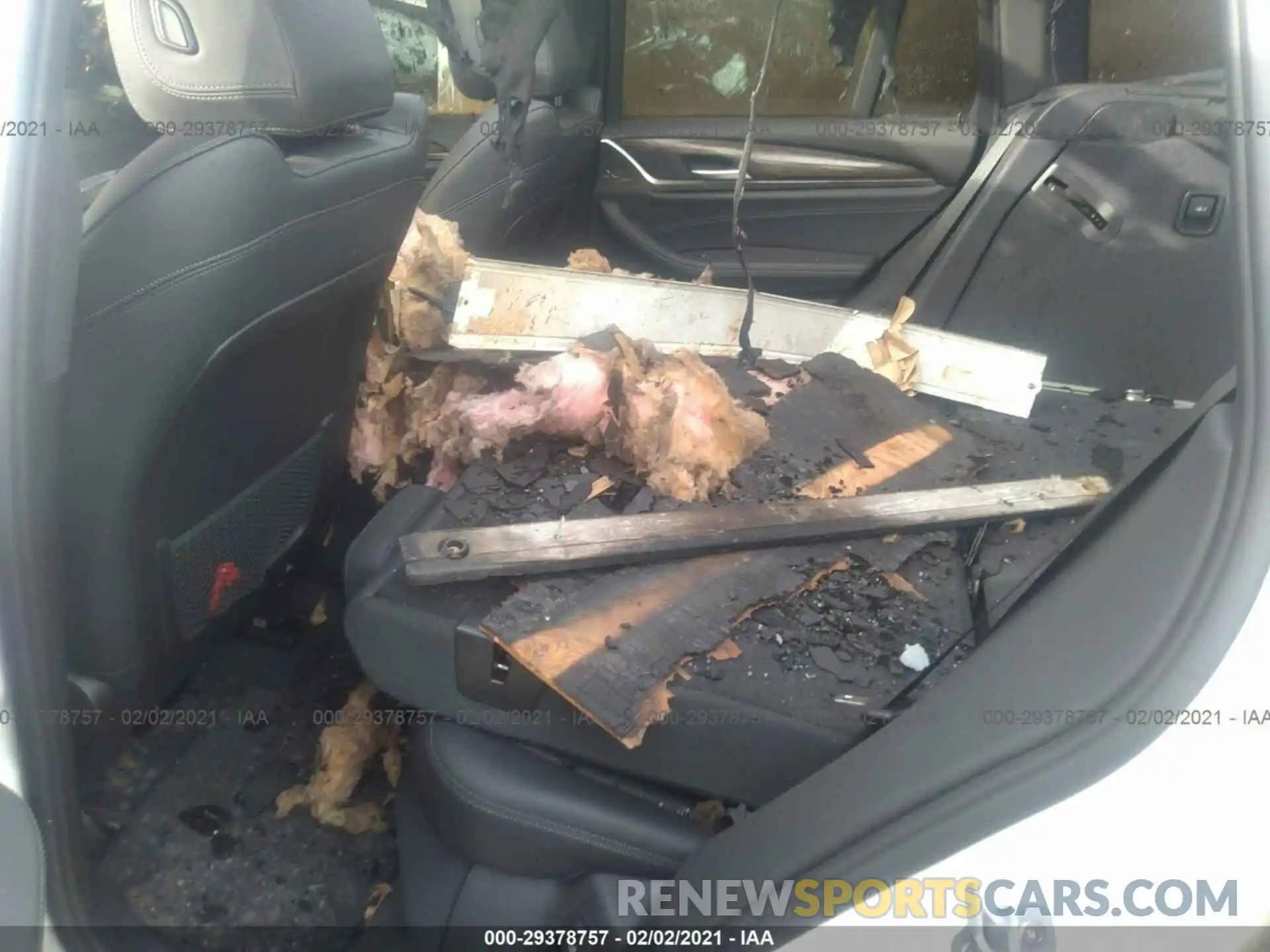 8 Фотография поврежденного автомобиля 5UXTR7C59KLR44673 BMW X3 2019