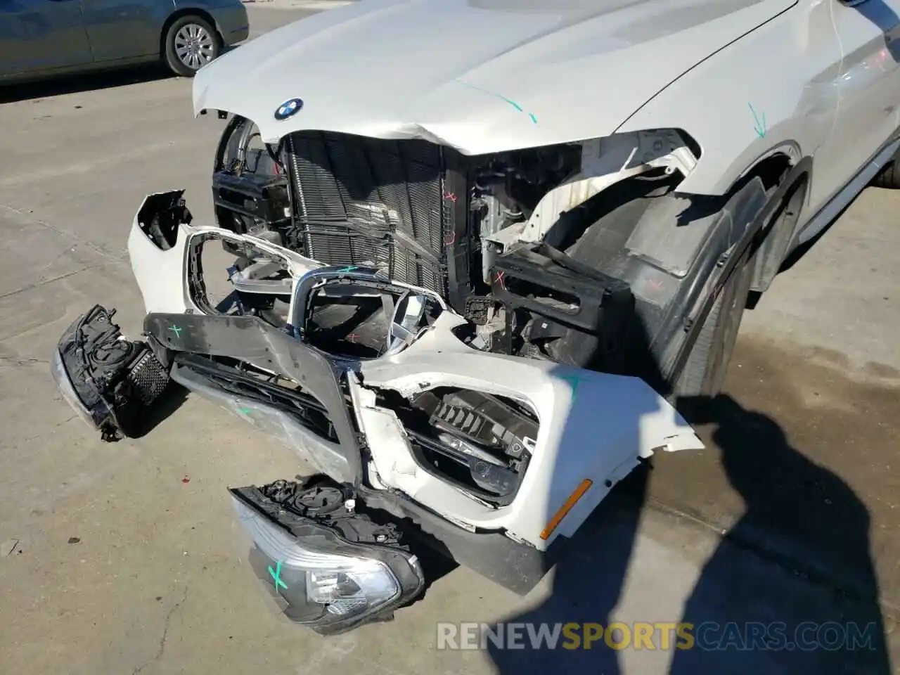 9 Photograph of a damaged car 5UXTR7C59KLR48092 BMW X3 2019