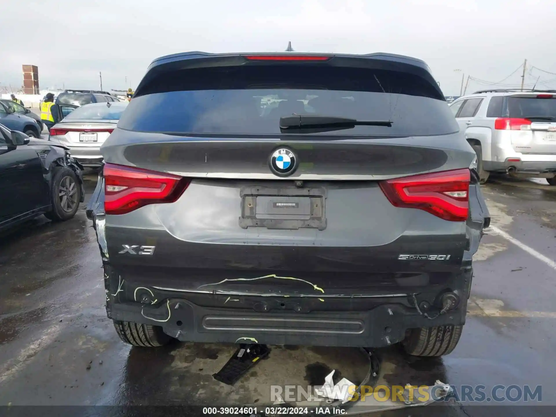 17 Фотография поврежденного автомобиля 5UXTR7C59KLR48433 BMW X3 2019