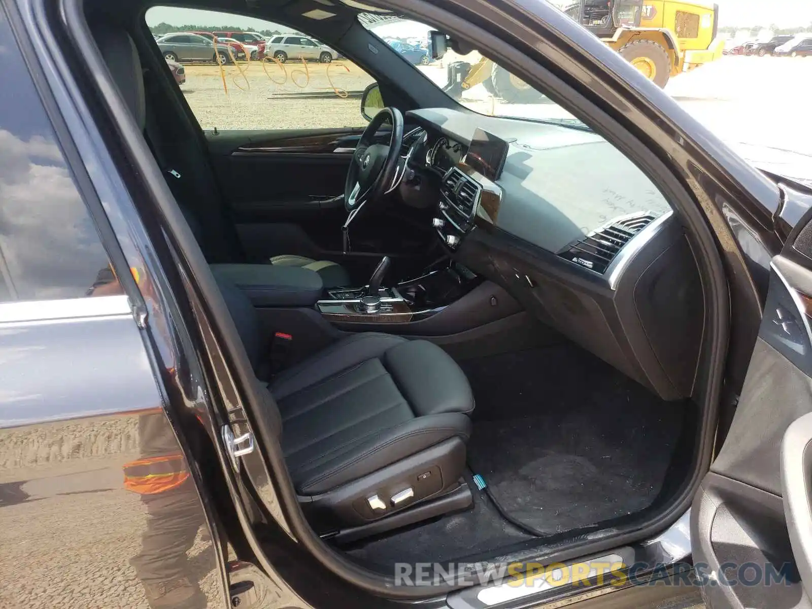 5 Photograph of a damaged car 5UXTR7C59KLR51672 BMW X3 2019