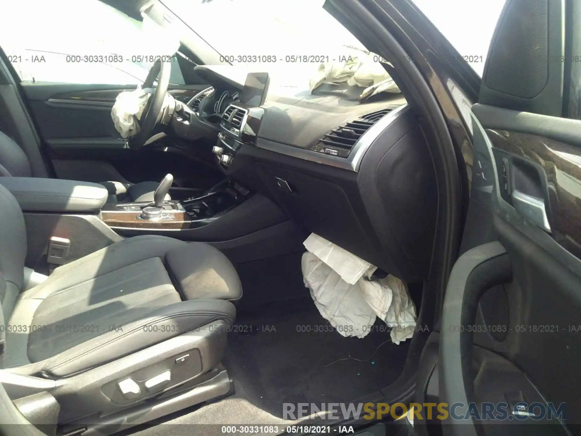 5 Photograph of a damaged car 5UXTR7C59KLR52921 BMW X3 2019