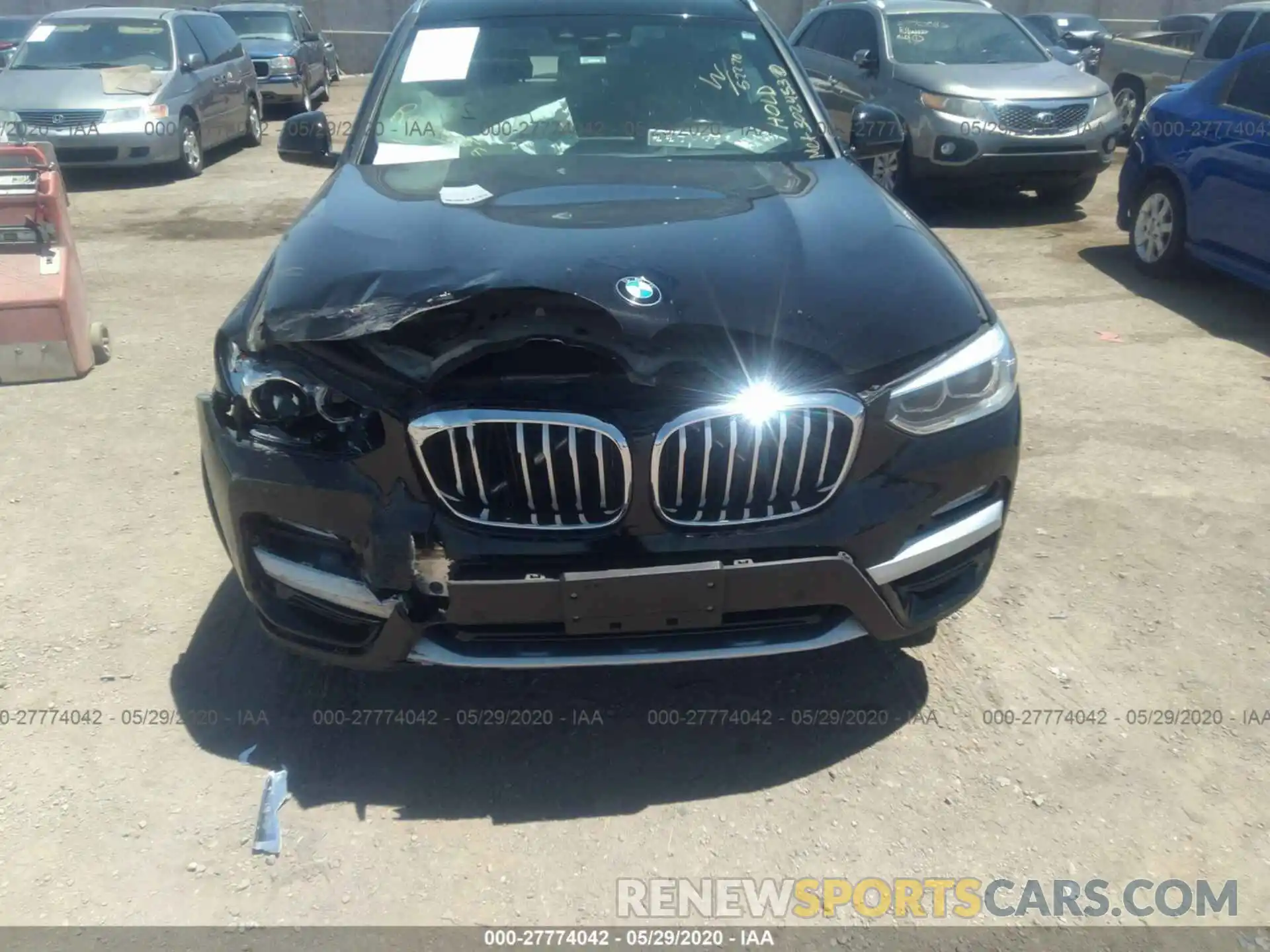 6 Photograph of a damaged car 5UXTR7C5XKLE94115 BMW X3 2019