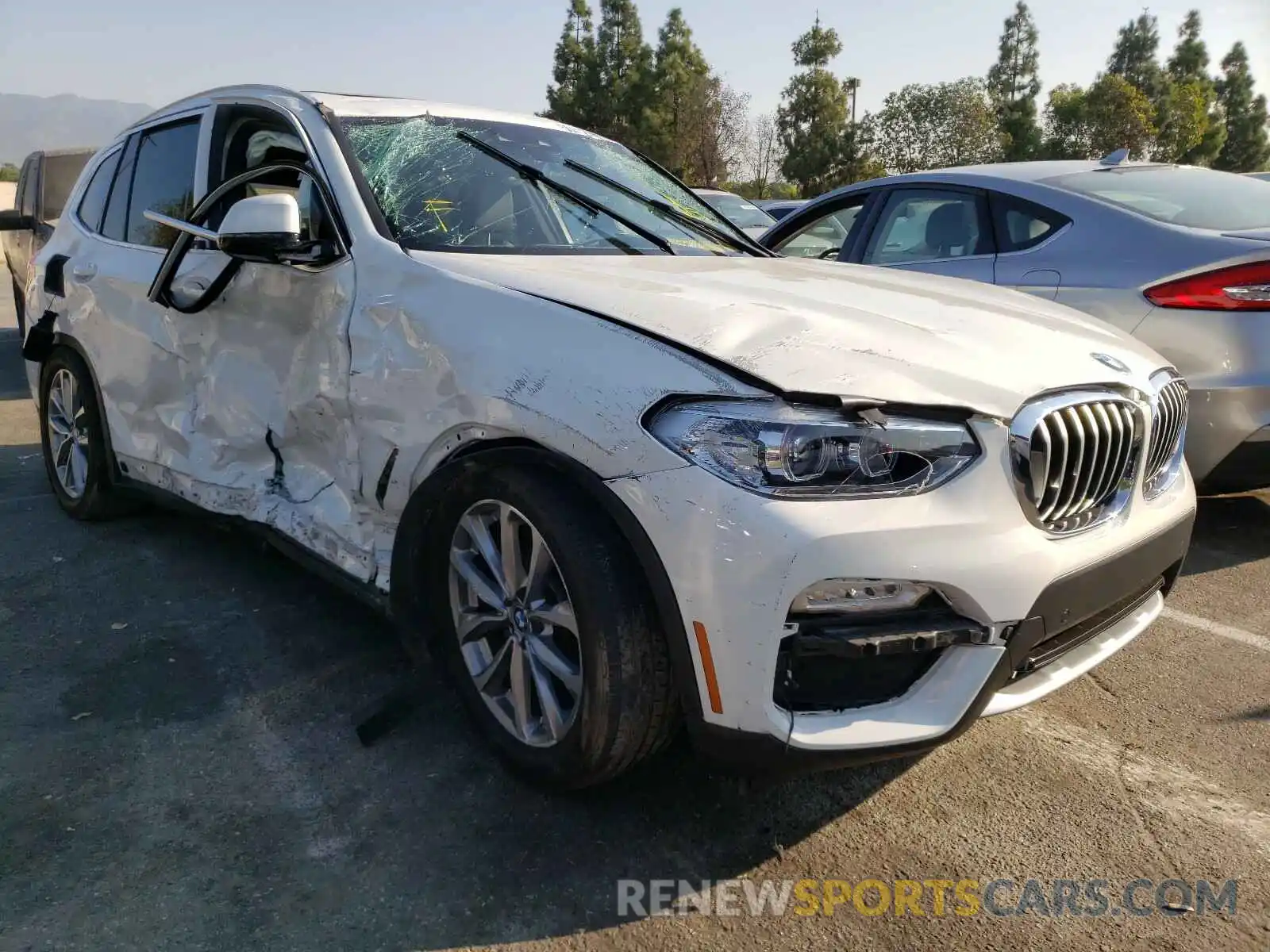 1 Photograph of a damaged car 5UXTR7C5XKLE96348 BMW X3 2019