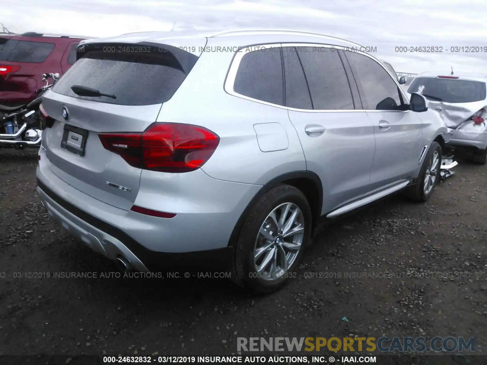 4 Photograph of a damaged car 5UXTR7C5XKLE98178 BMW X3 2019