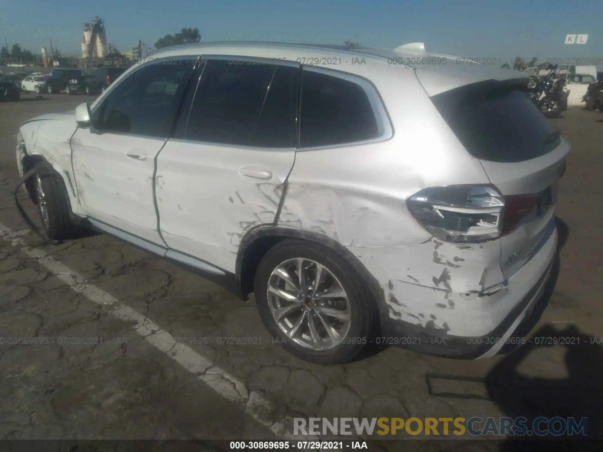 3 Photograph of a damaged car 5UXTR7C5XKLF23743 BMW X3 2019