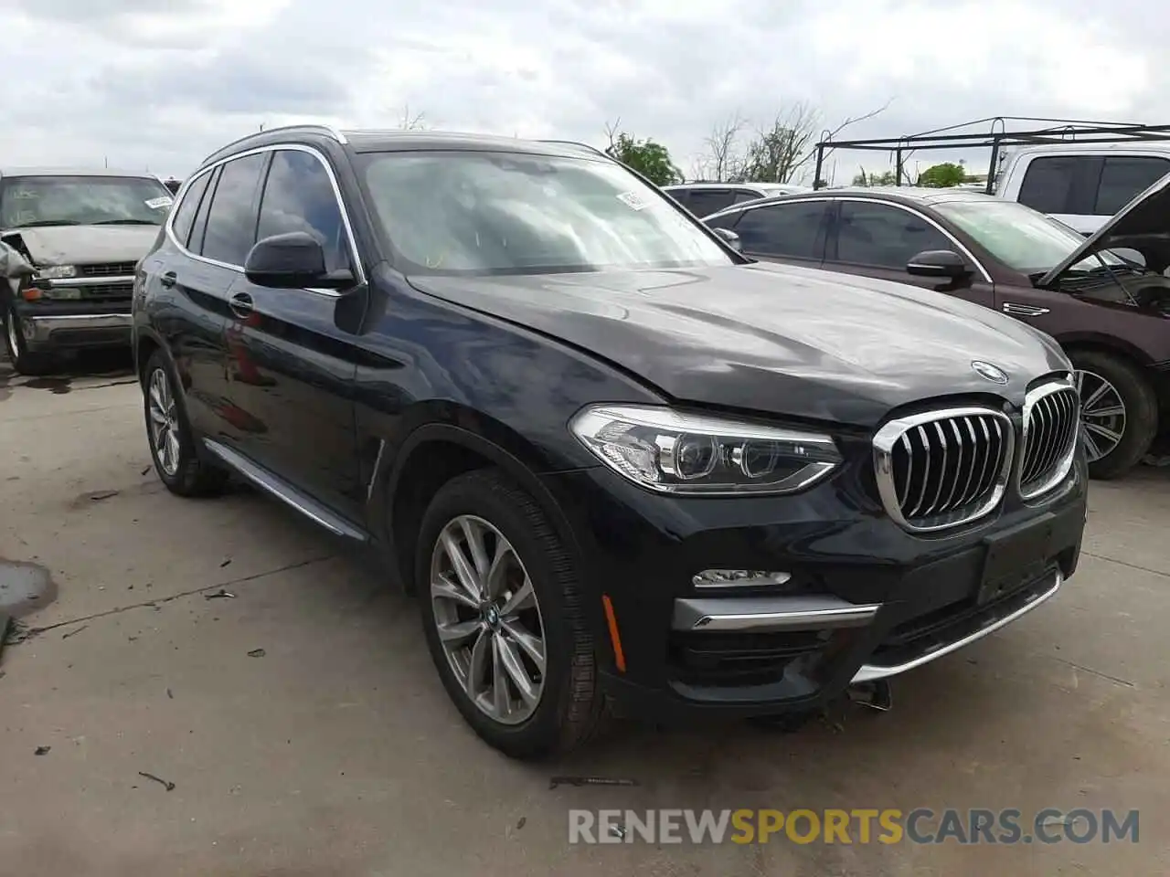 1 Photograph of a damaged car 5UXTR7C5XKLF23905 BMW X3 2019