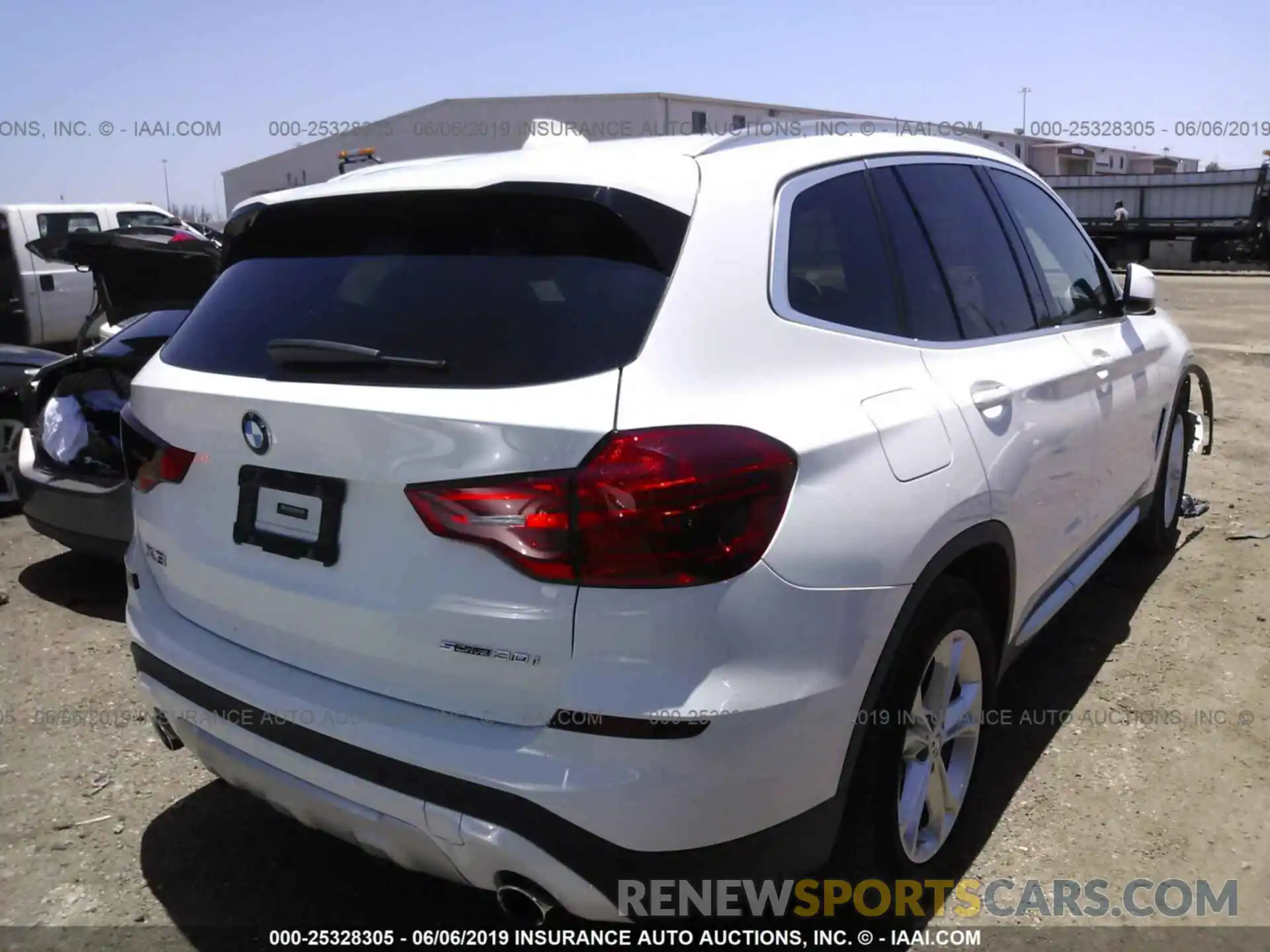 4 Photograph of a damaged car 5UXTR7C5XKLF25055 BMW X3 2019