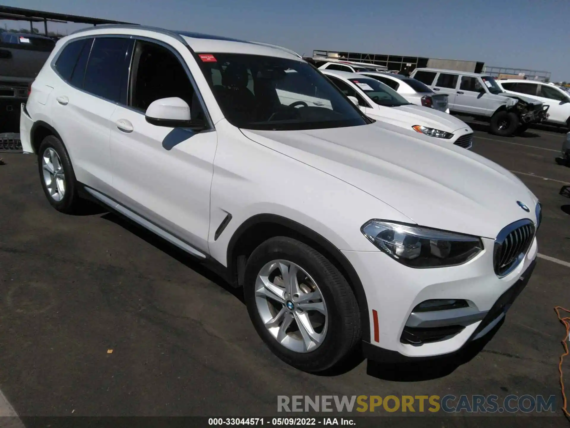 1 Photograph of a damaged car 5UXTR7C5XKLF26030 BMW X3 2019