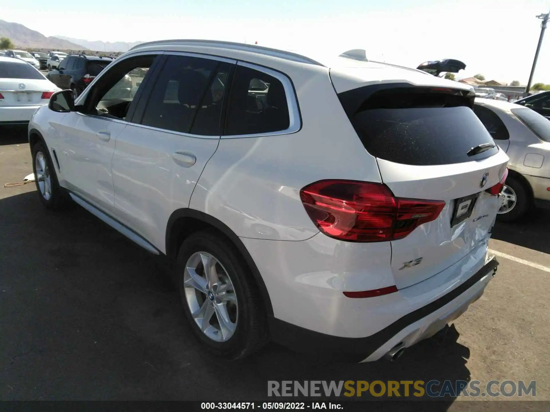 3 Photograph of a damaged car 5UXTR7C5XKLF26030 BMW X3 2019