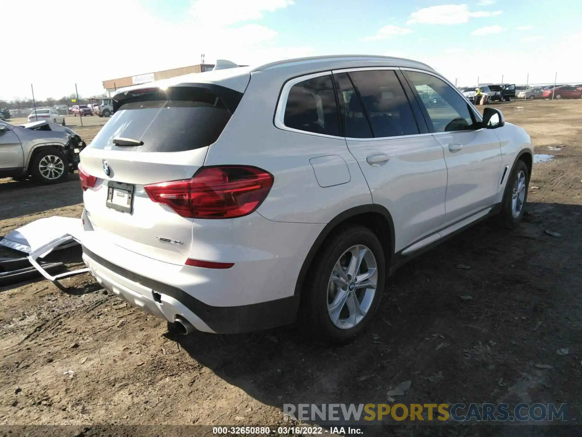 4 Photograph of a damaged car 5UXTR7C5XKLF27002 BMW X3 2019