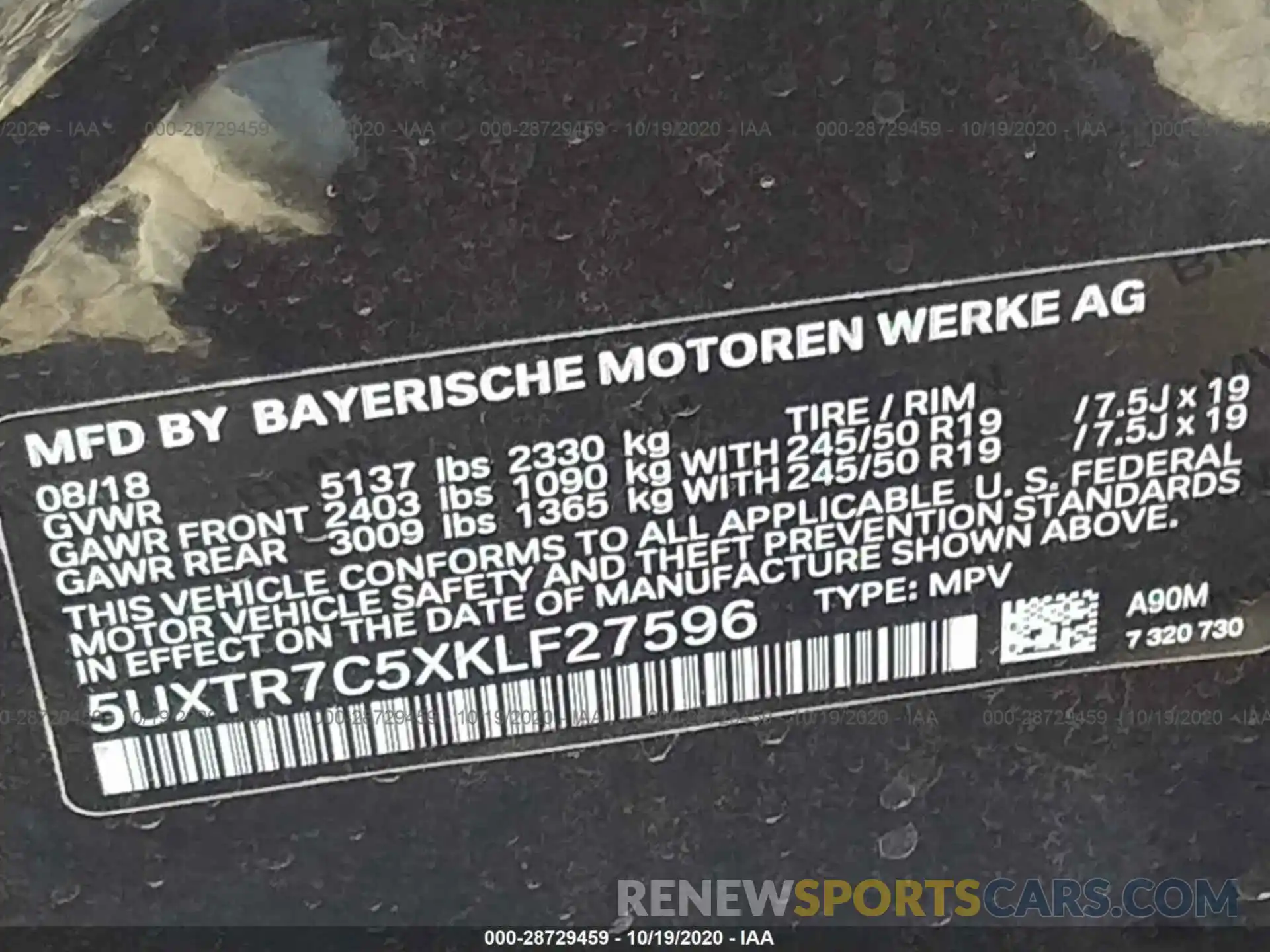 9 Photograph of a damaged car 5UXTR7C5XKLF27596 BMW X3 2019